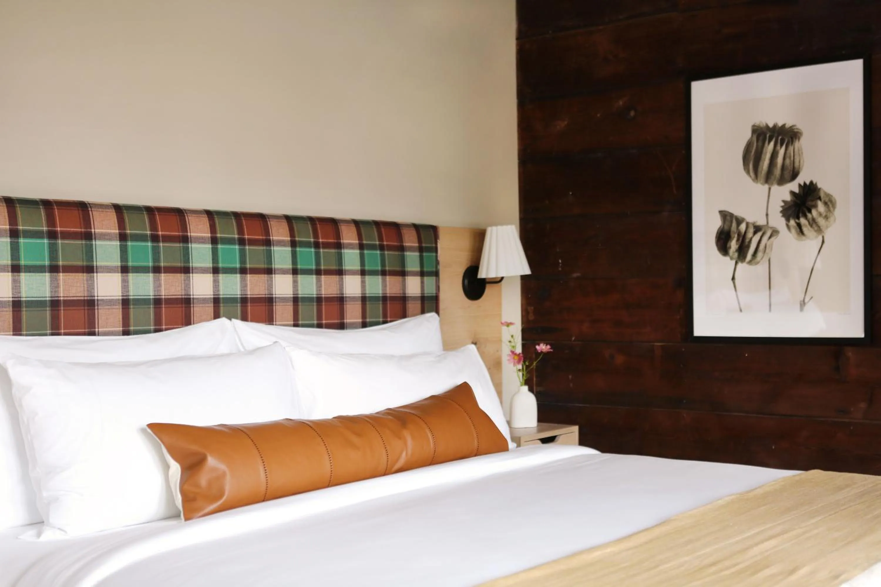 Bed in KIngston Carriage House