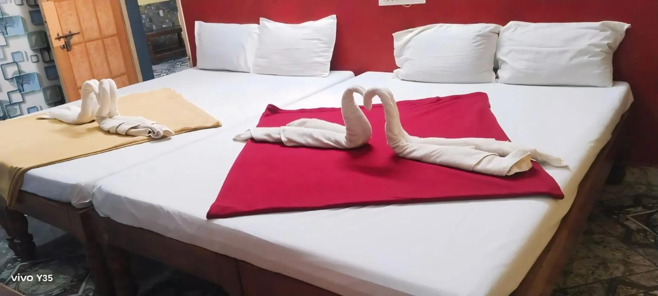 Bed in yelagiri residency