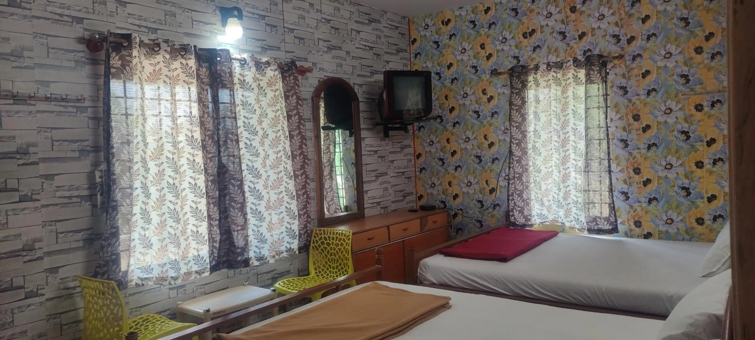 Bed in yelagiri residency