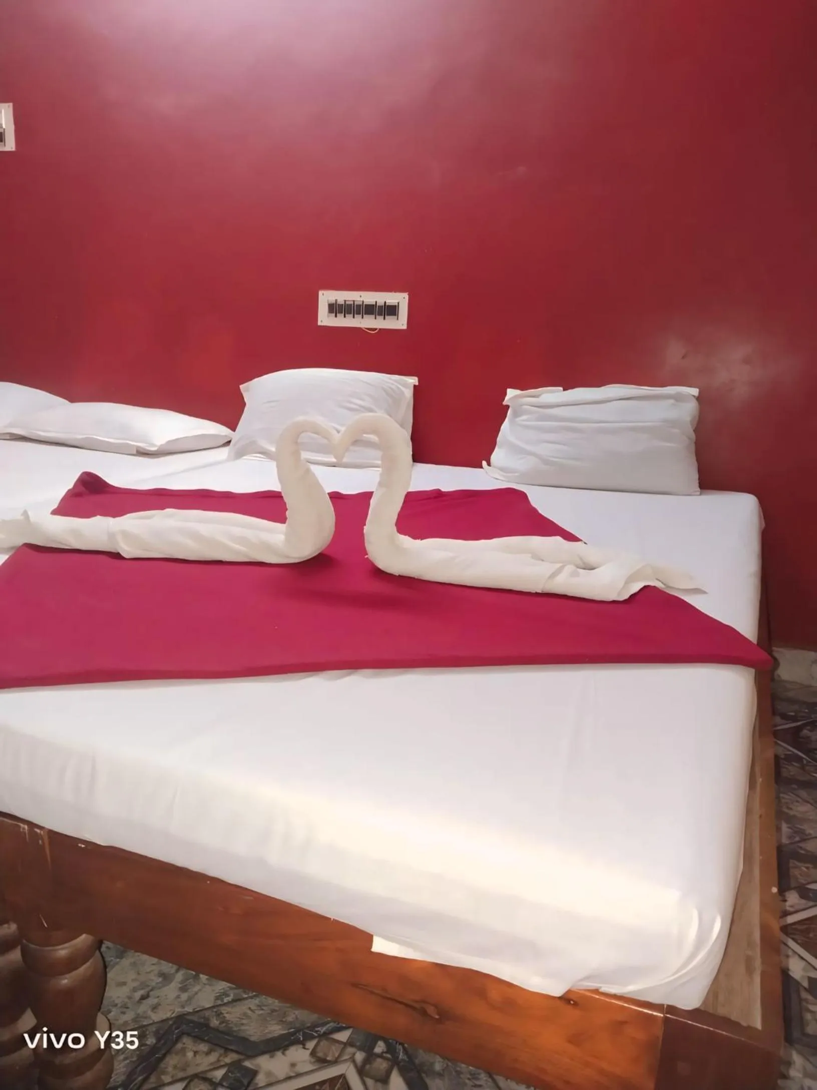 Bed in yelagiri residency