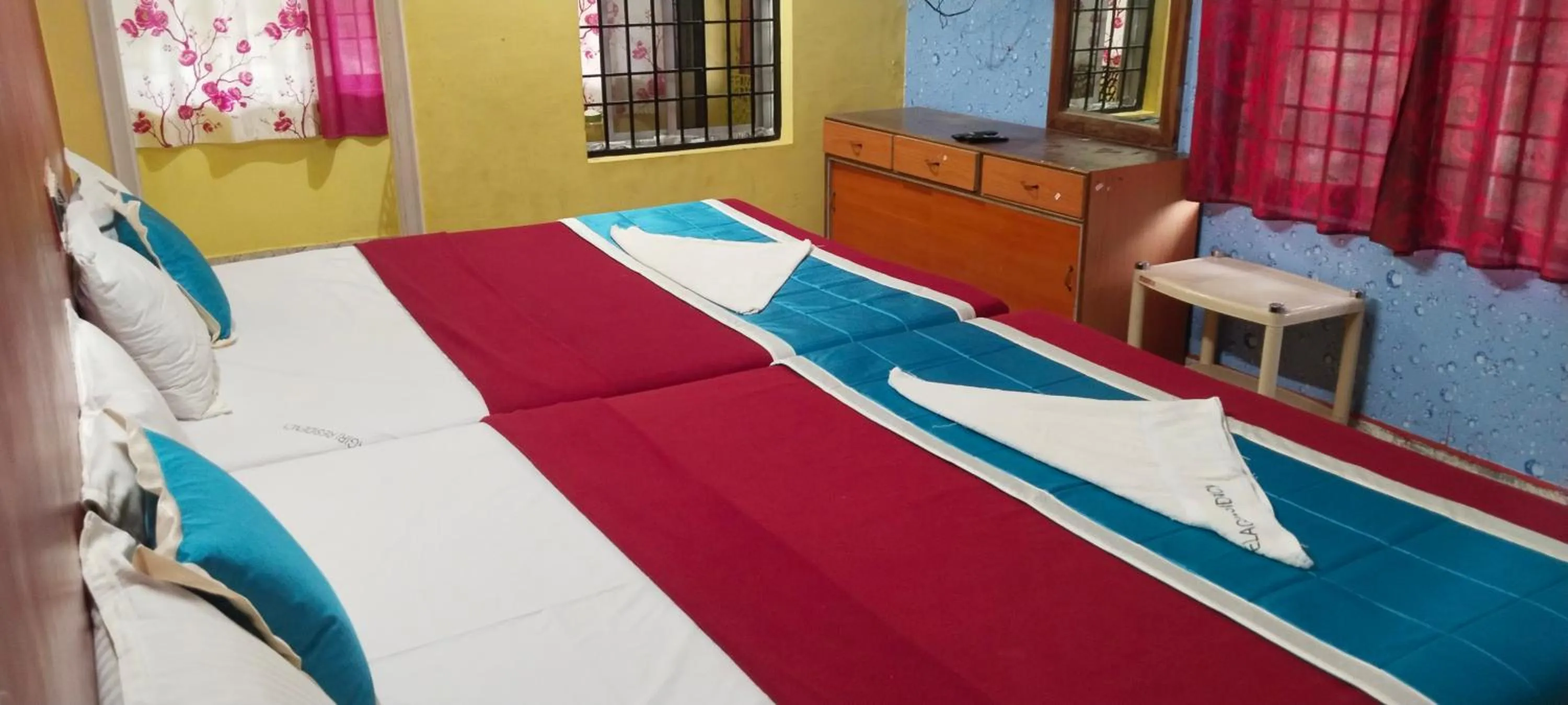 Bed in yelagiri residency