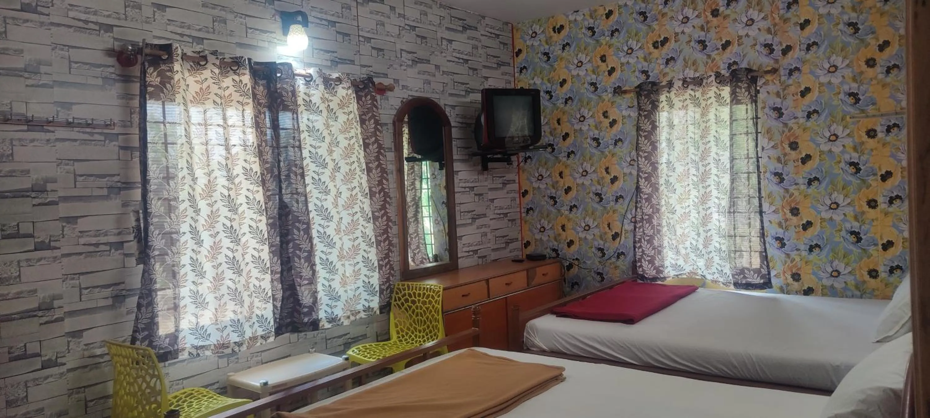 Bed in yelagiri residency