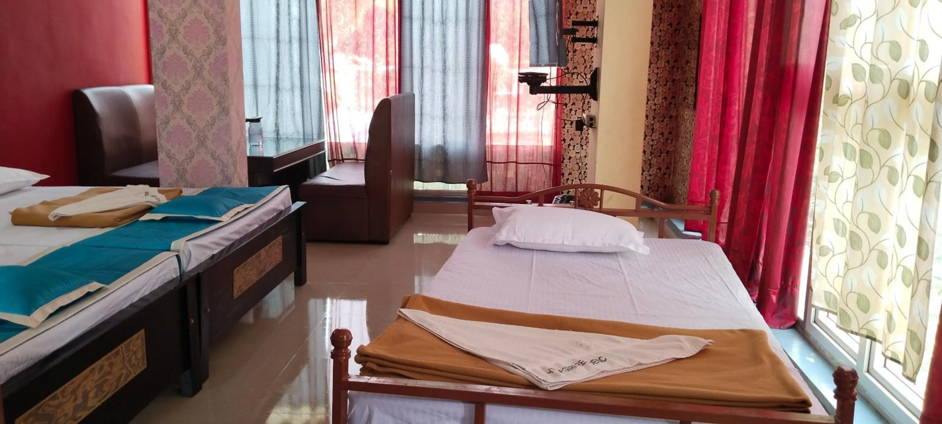 Bed in yelagiri residency