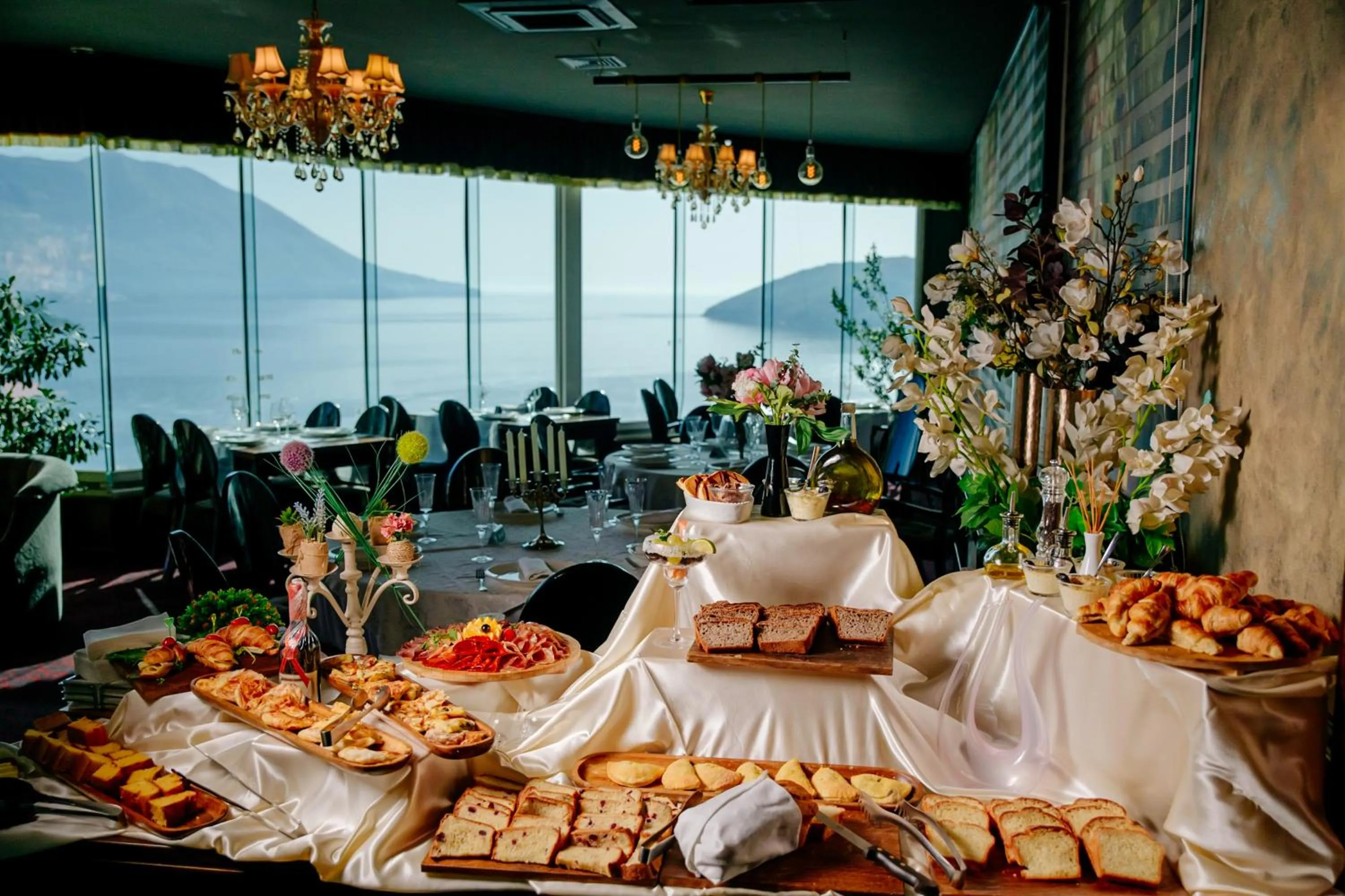 Restaurant/places to eat in Hotel Tre Canne