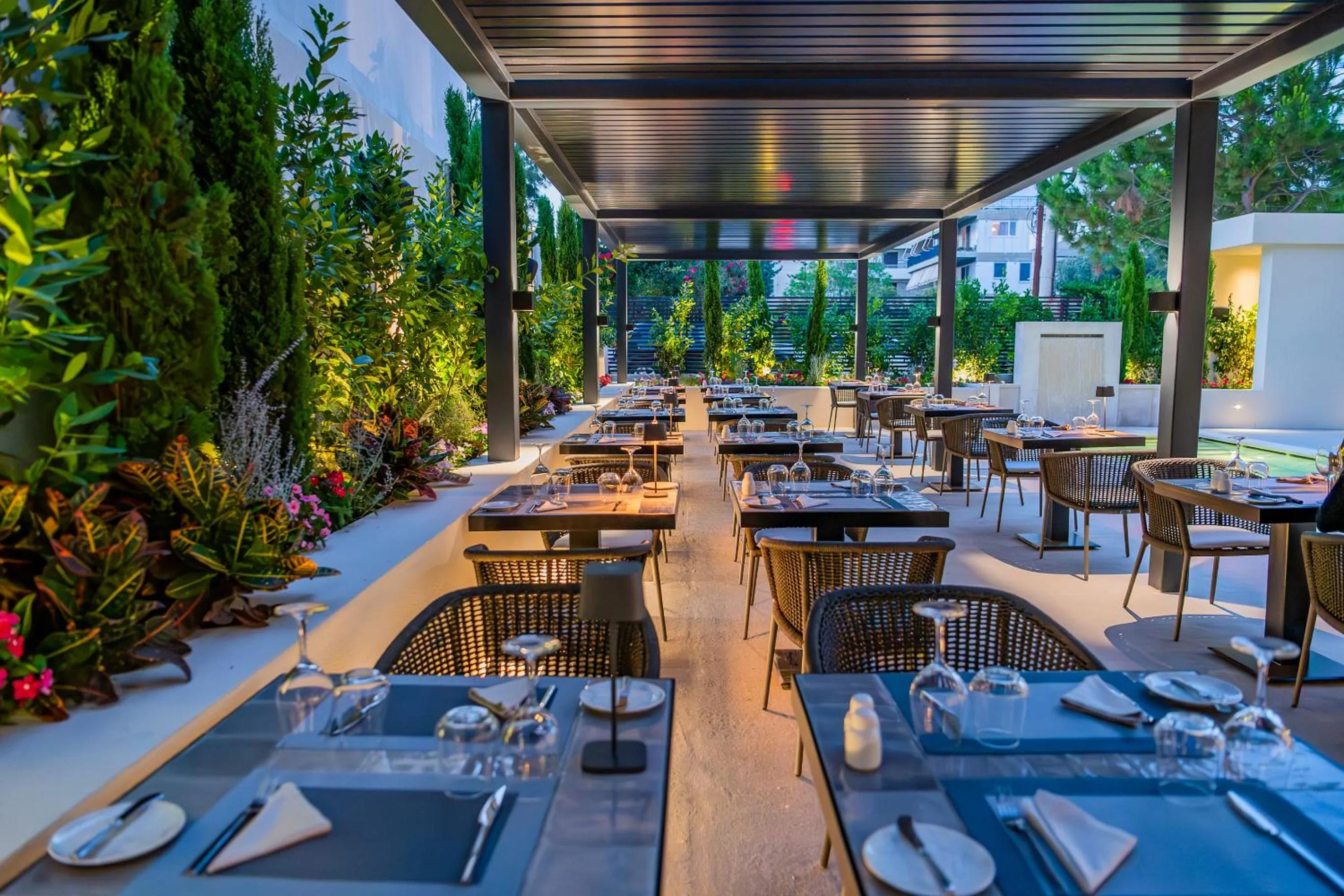 Restaurant/places to eat in Divani Escape - Adults Only