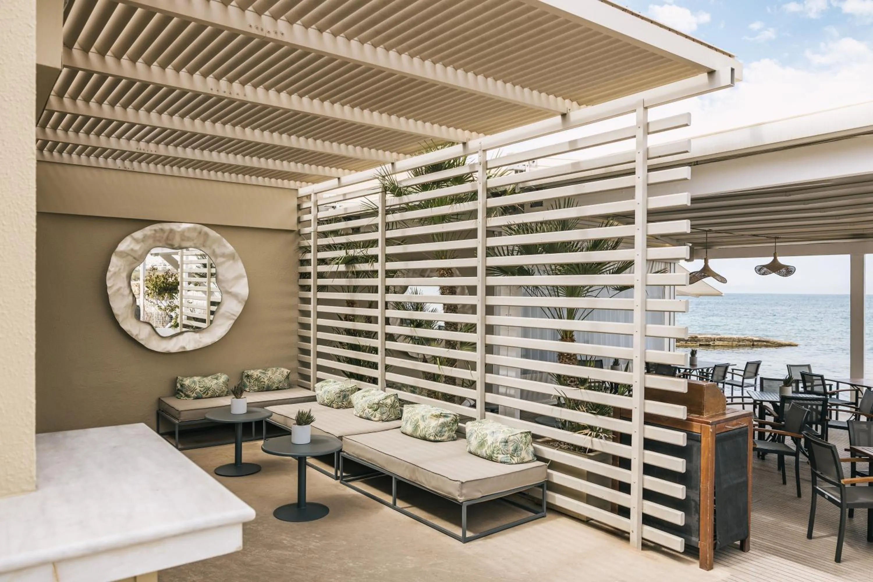 Restaurant/places to eat in Divani Escape - Adults Only