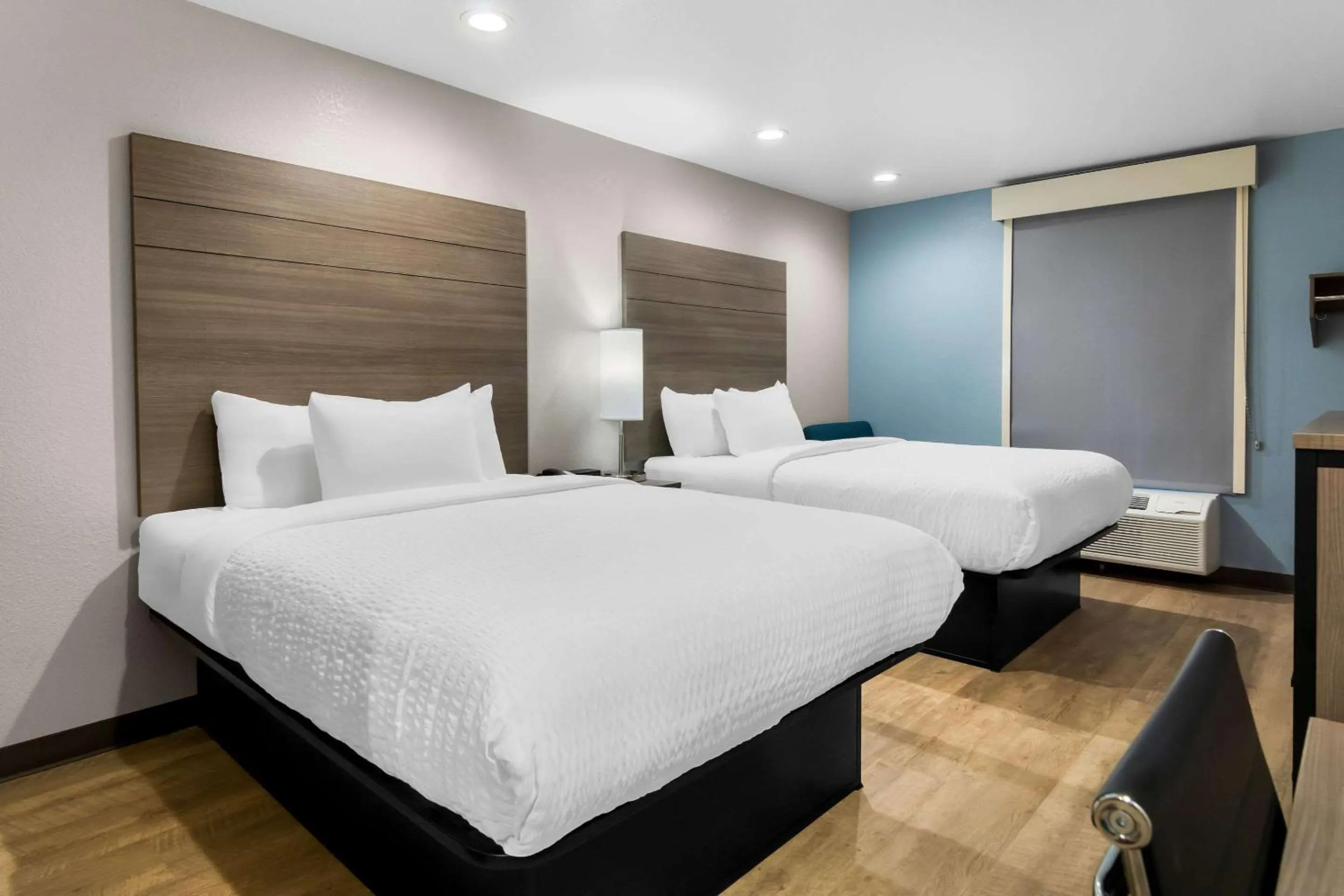 Bedroom, Bed in Clarion Pointe