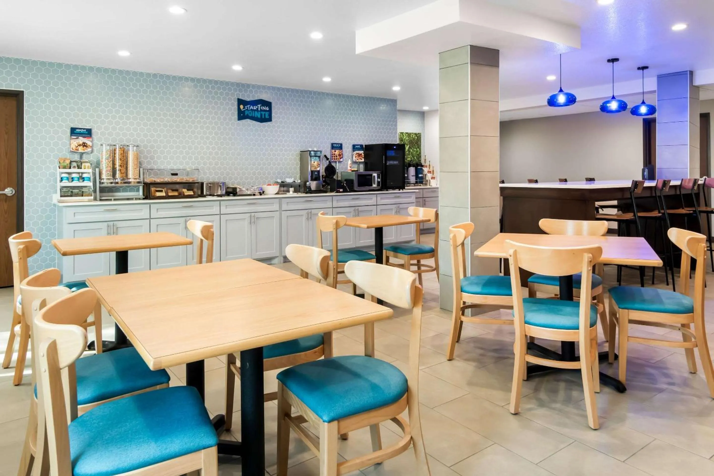 Breakfast in Clarion Pointe