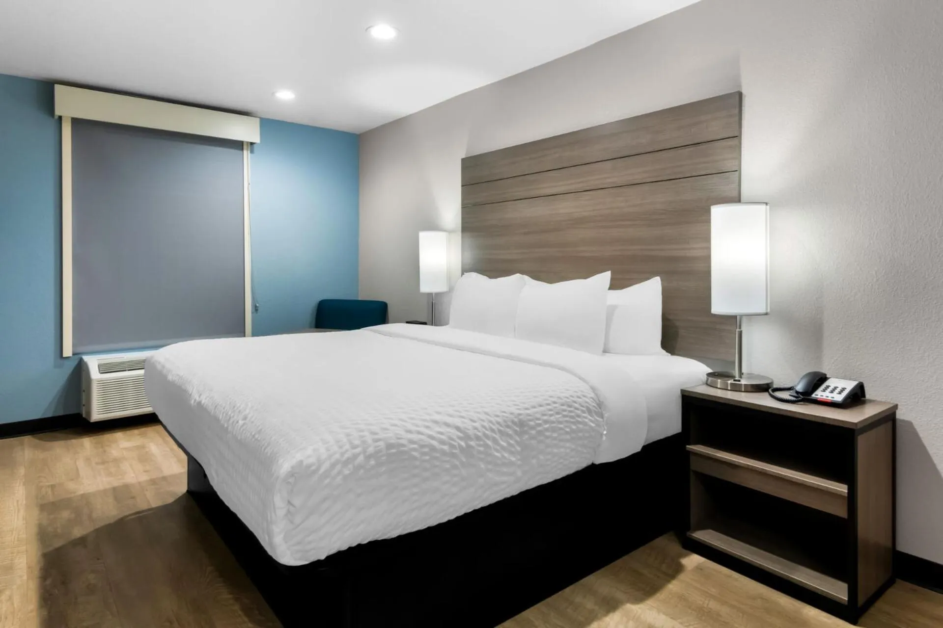 Bed in Clarion Pointe