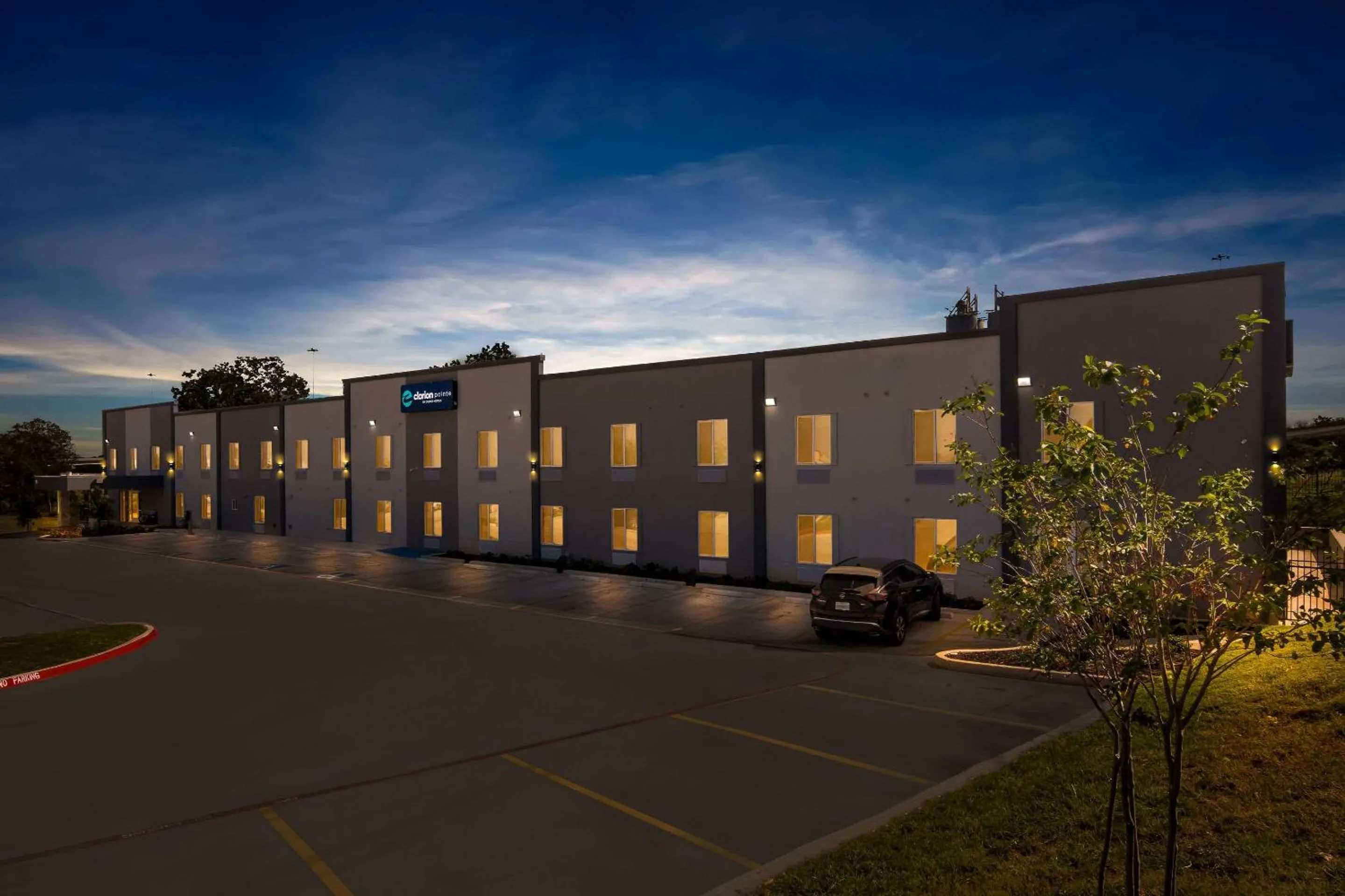 Property building in Clarion Pointe