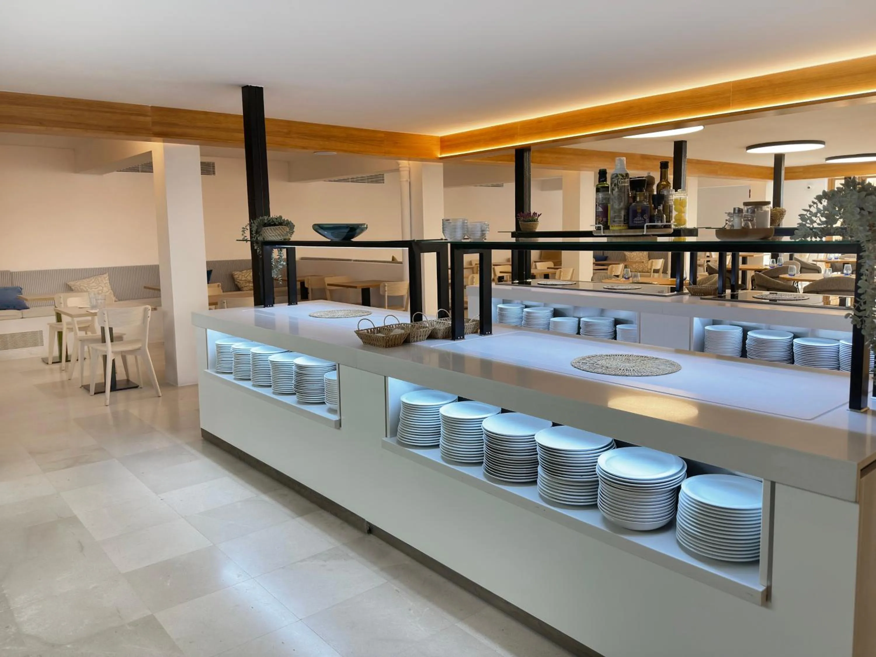 Restaurant/places to eat in Hotel SunClub CalaVinya - Adults Recommended