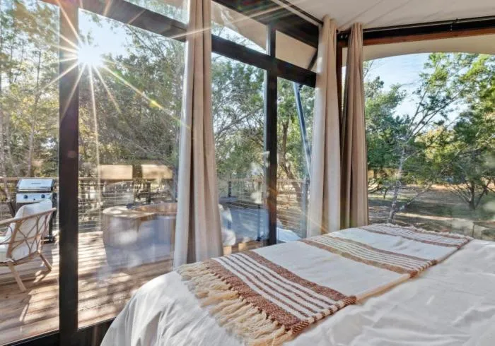 Bed in Onera Fredericksburg