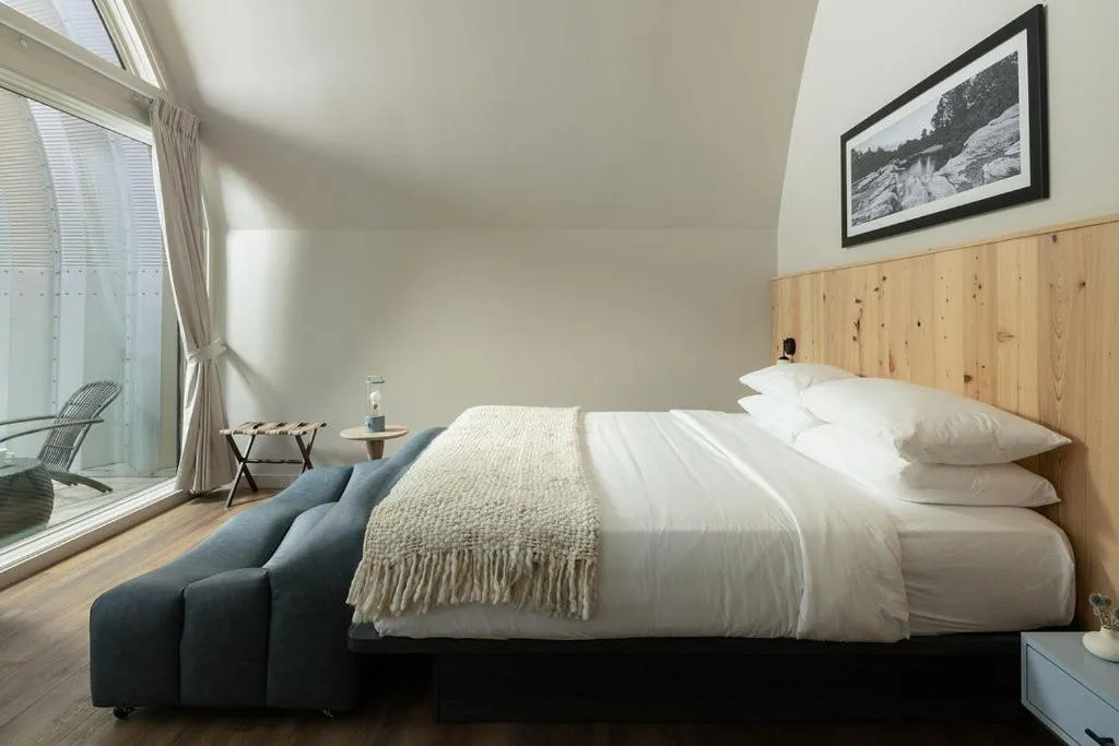 Bed in Onera Fredericksburg