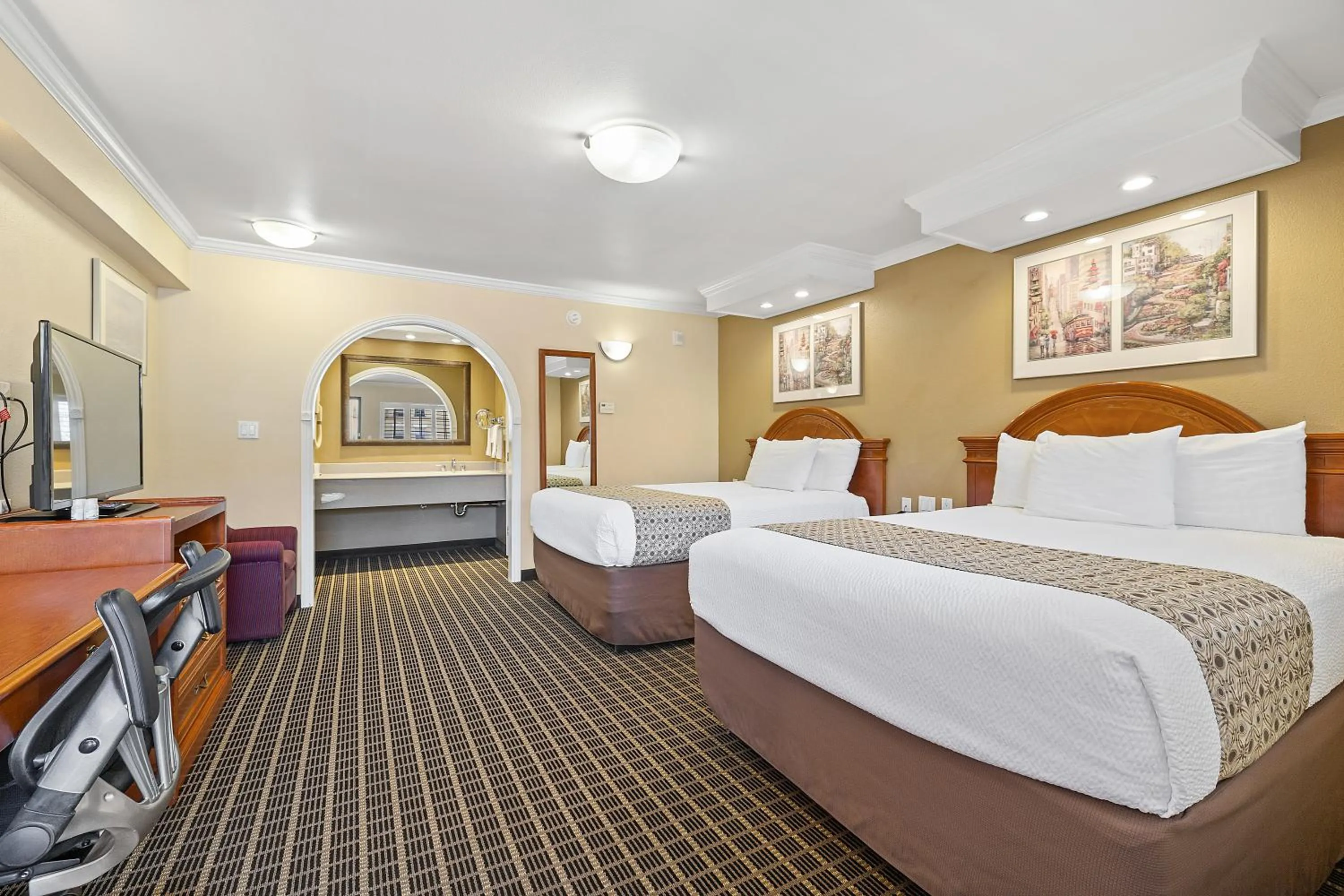 Bed in Alexis Park San Francisco