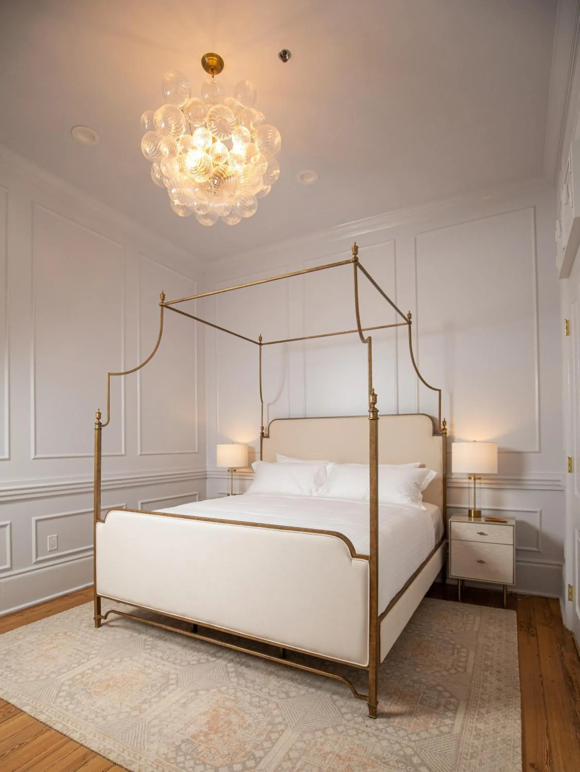 Junior Suite with Balcony in Blackbird Hotel Junior Suite with Balcony in Blackbird Hotel