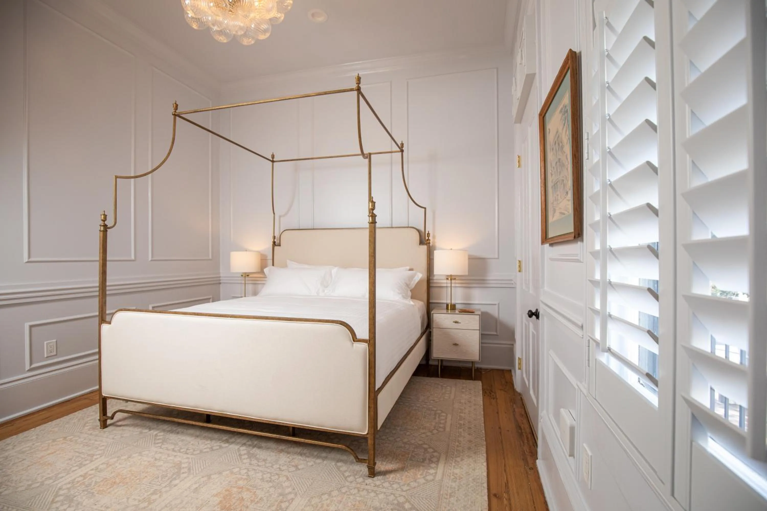 Bed in Blackbird Hotel