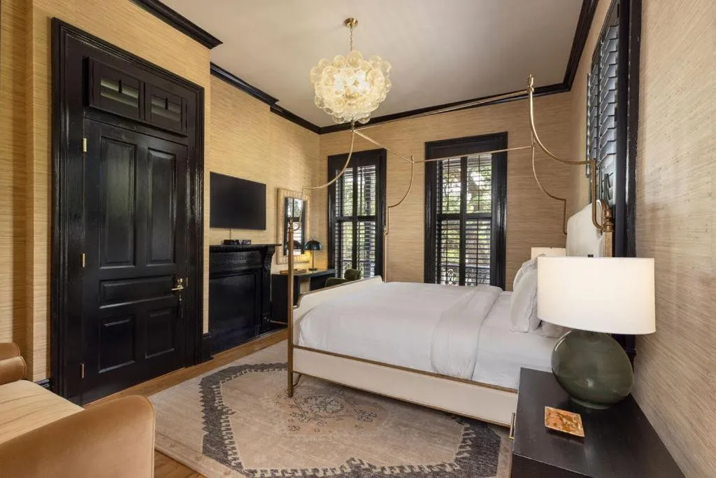 Bed in Blackbird Hotel