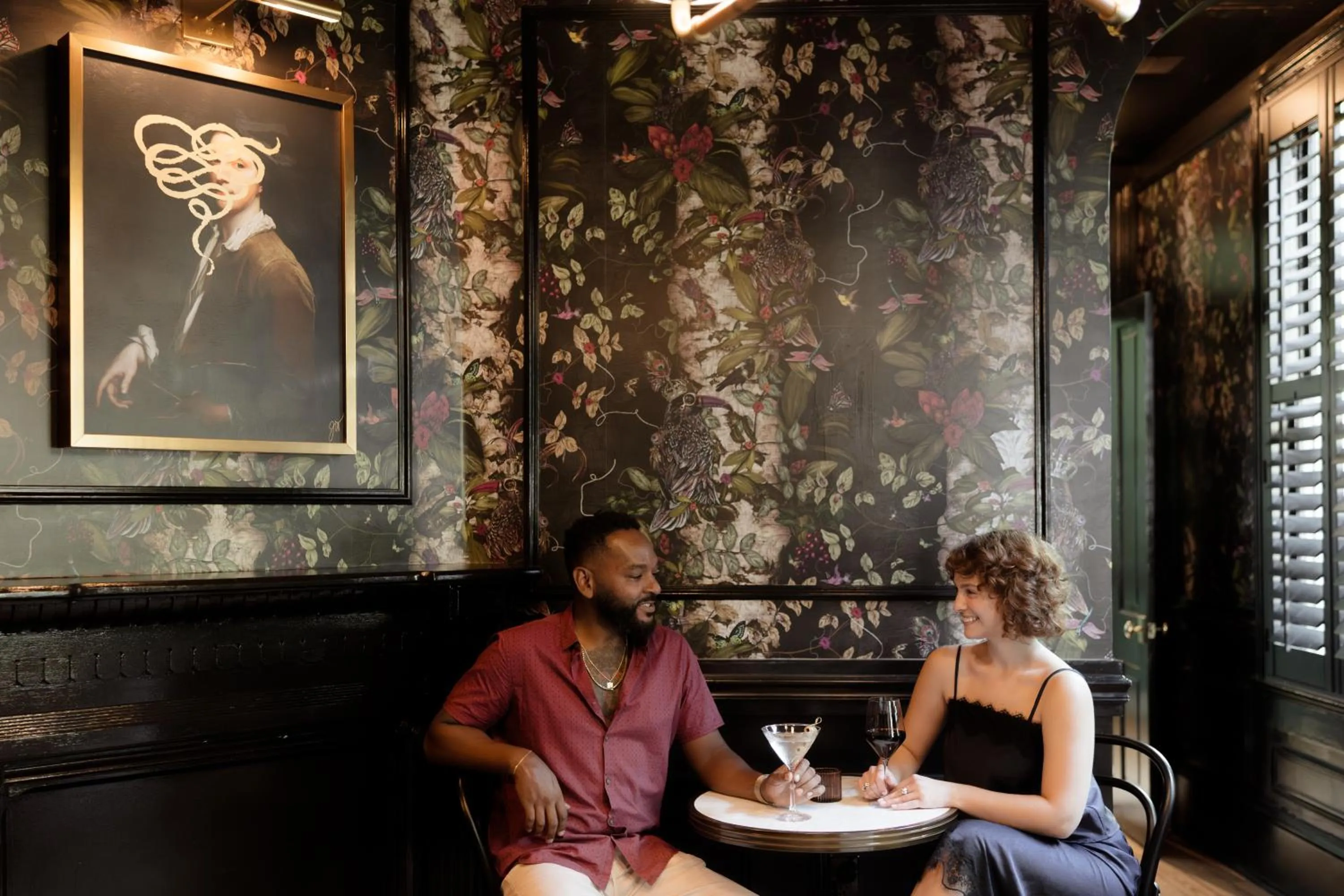 Lounge or bar in Blackbird Hotel