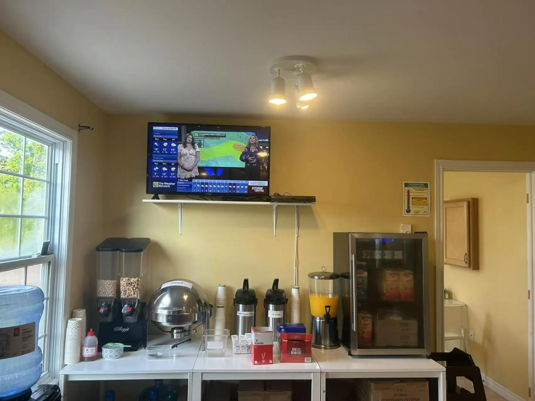 Breakfast in The Cavendish Motel