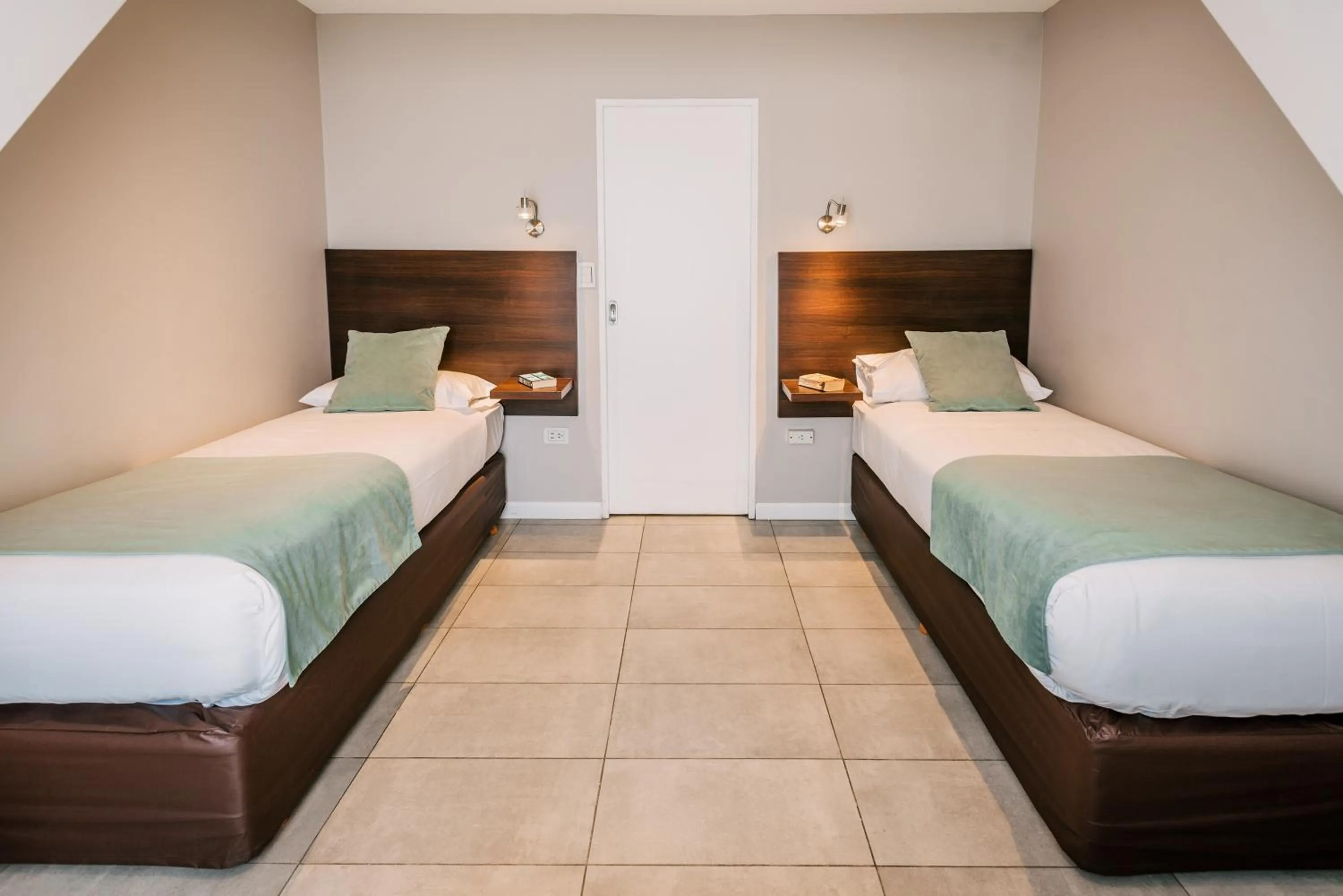 Photo of the whole room, Bed in La Vela