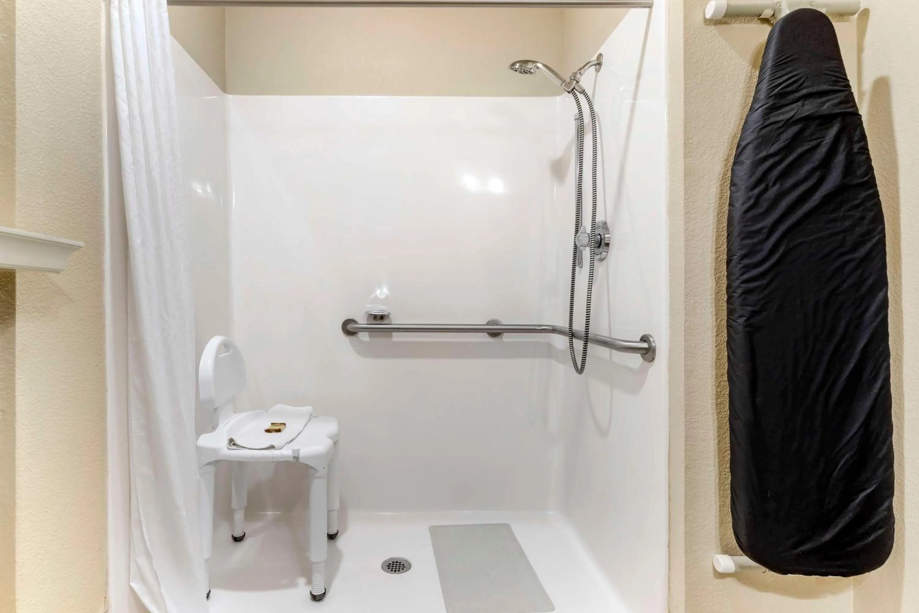 Bathroom in Best Western Plus Crown Colony Inn & Suites