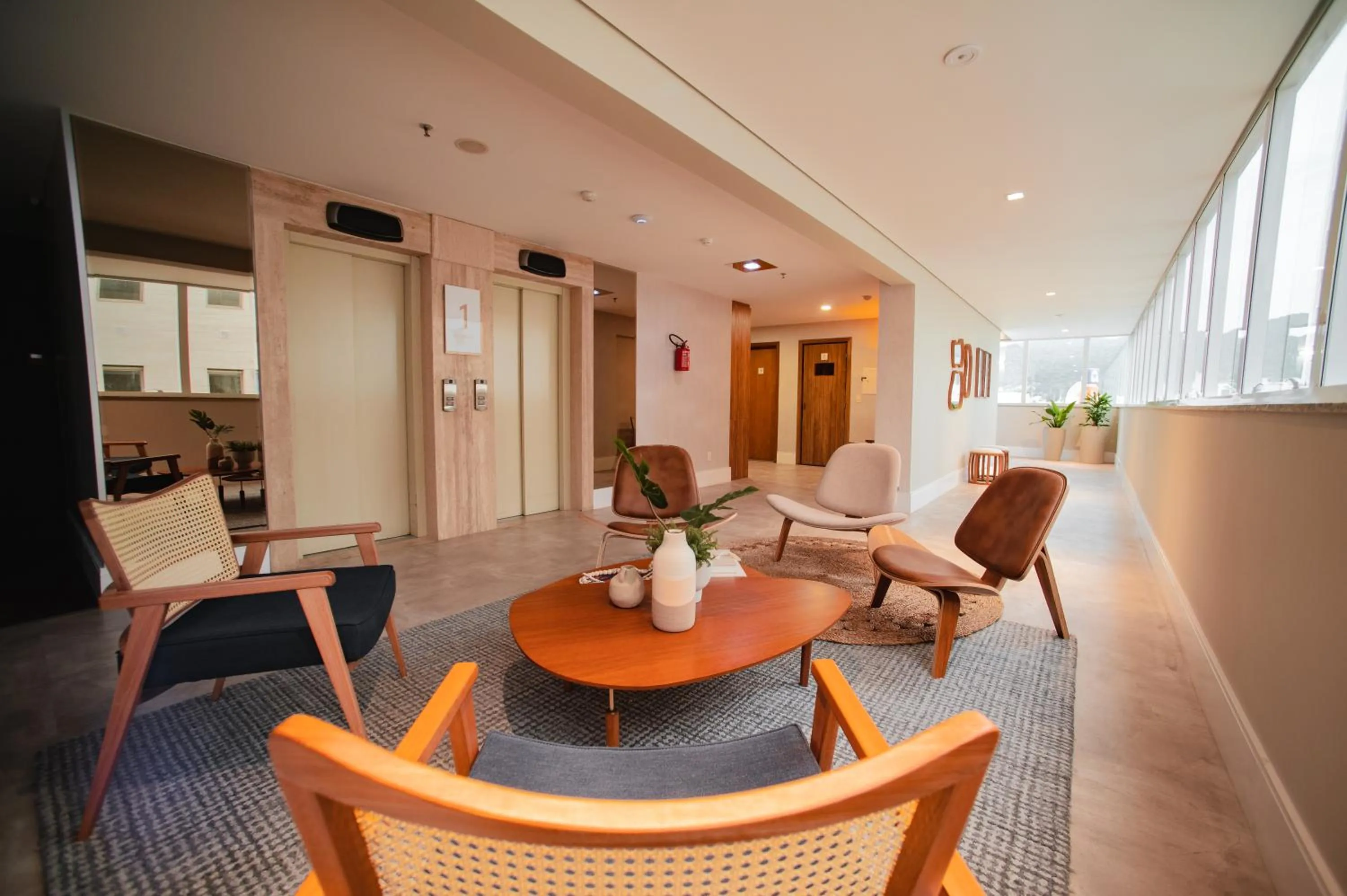 Seating area in Brut by Slaviero Hotéis