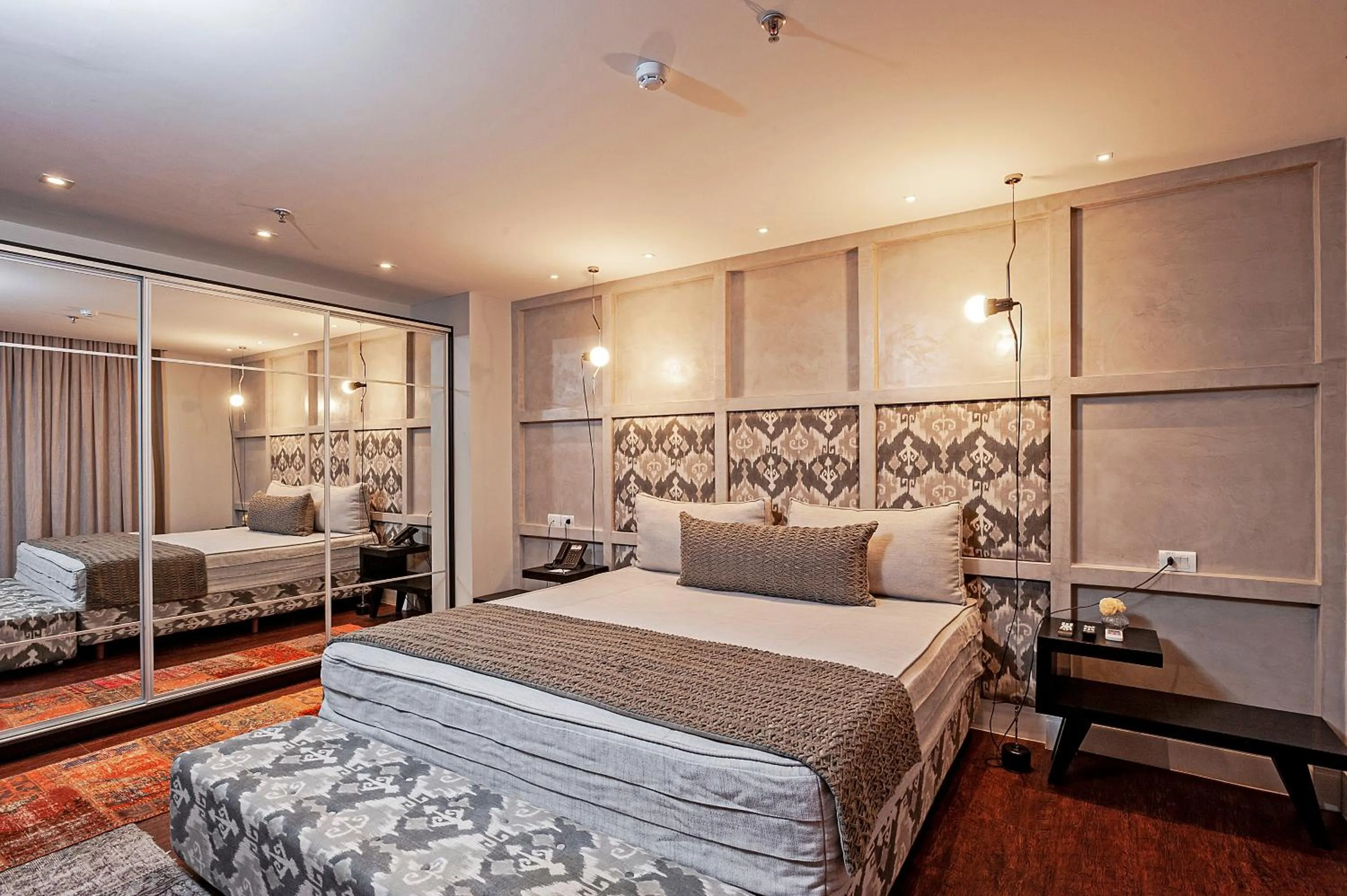 Bed in Brut by Slaviero Hotéis