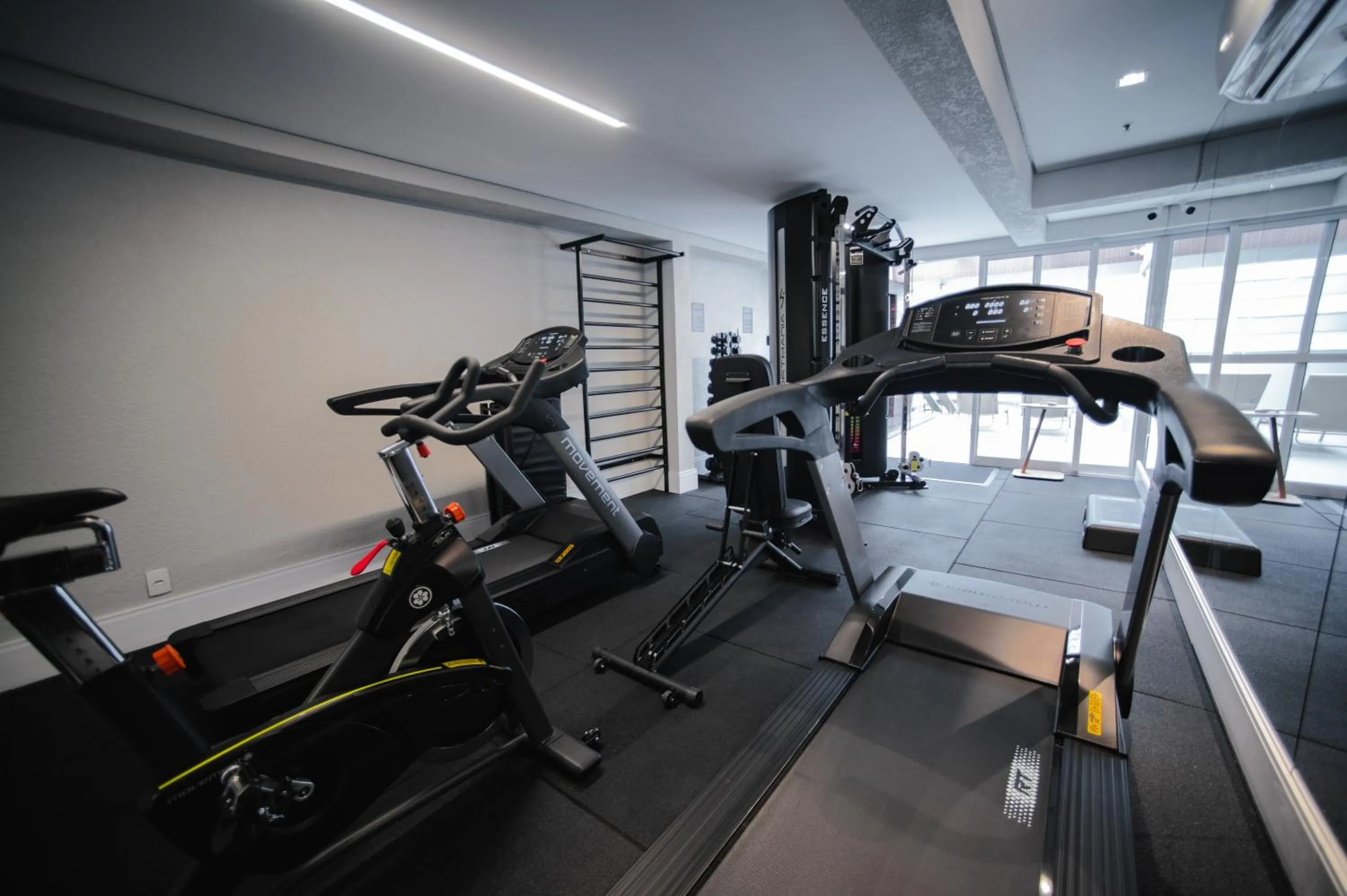 Fitness centre/facilities in Brut by Slaviero Hotéis