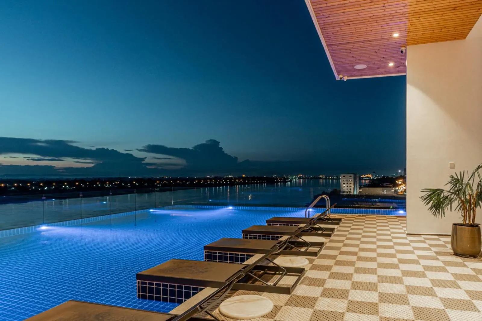 Swimming pool in One Riviera Hotel and Residences