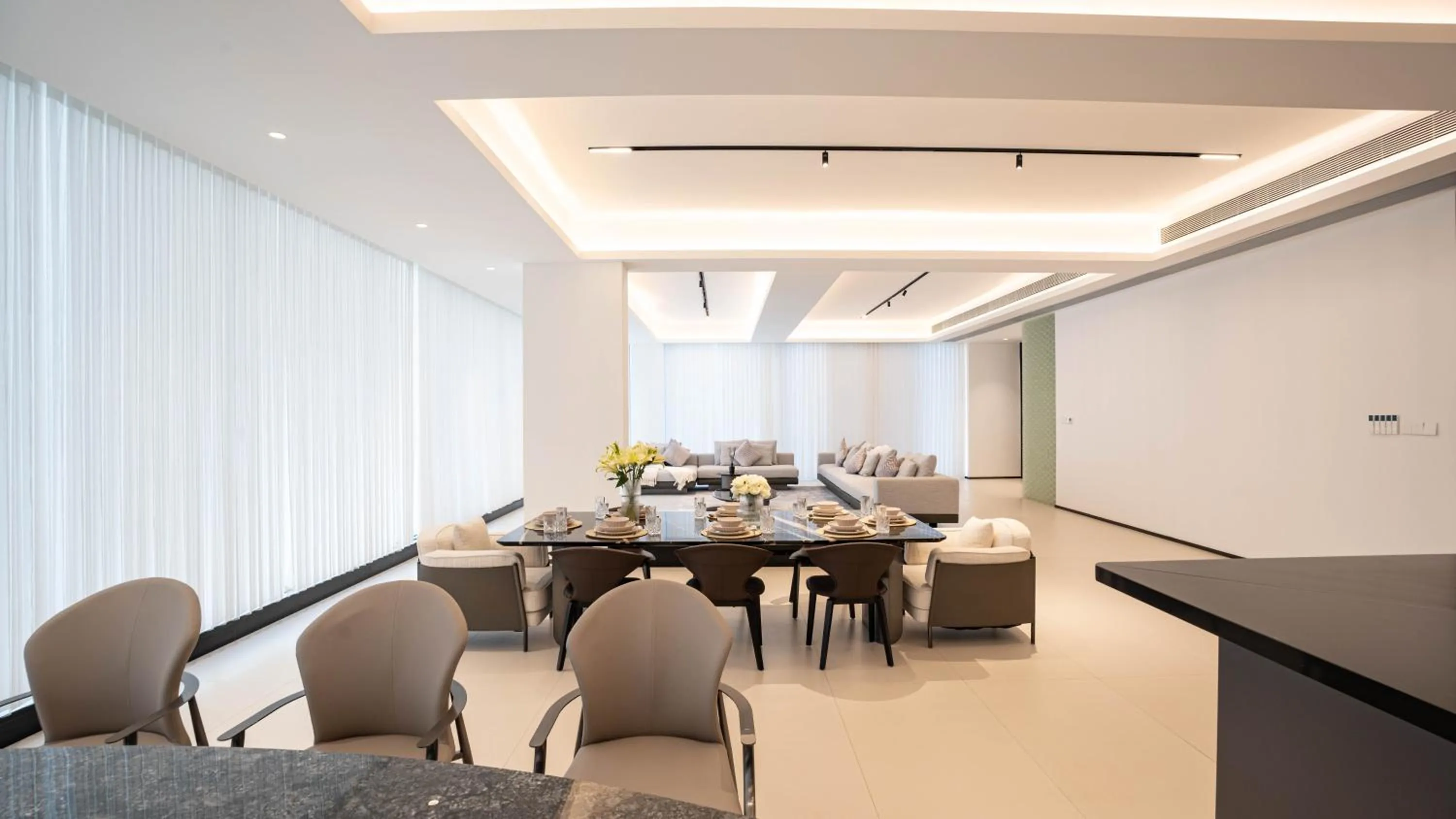 Dining area in One Riviera Hotel and Residences