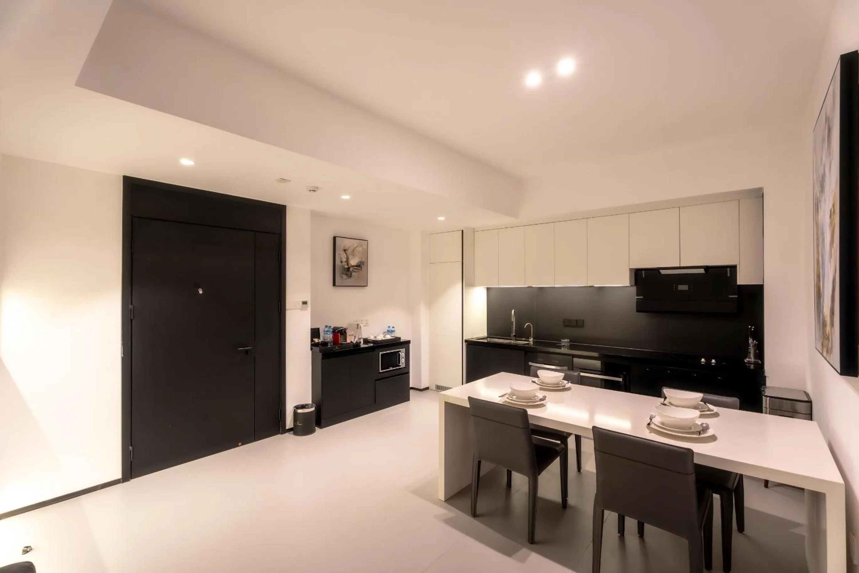 Kitchen or kitchenette in One Riviera Hotel and Residences