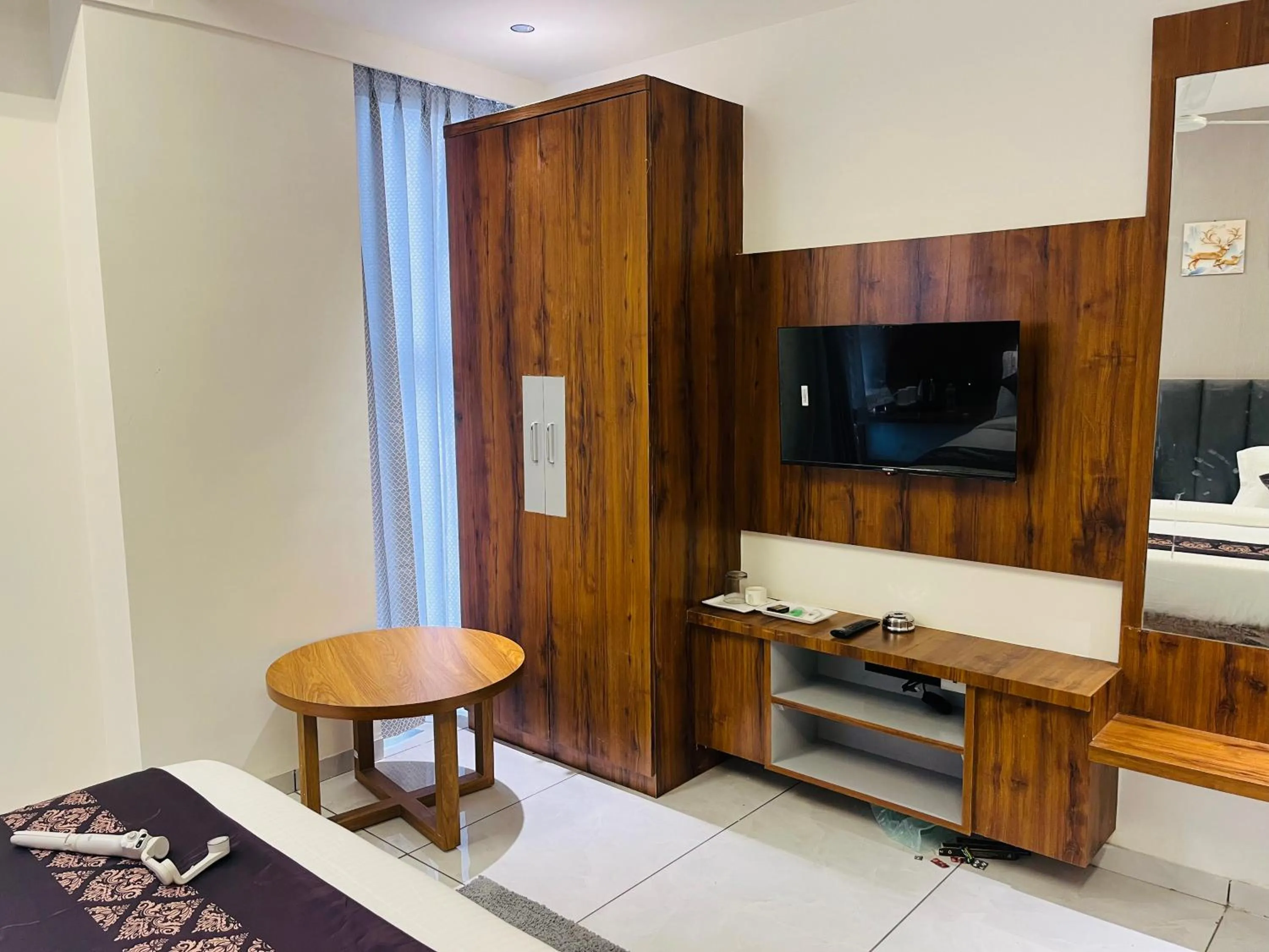 TV and multimedia in Hotel Royal Empire