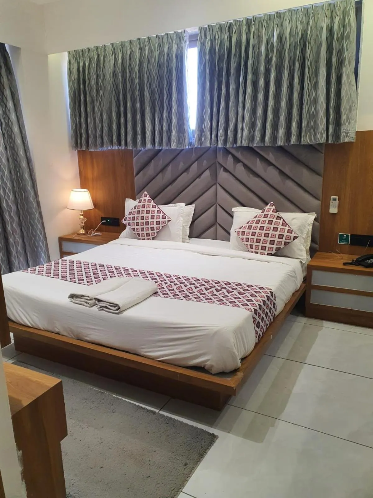 Bed in Hotel Royal Empire