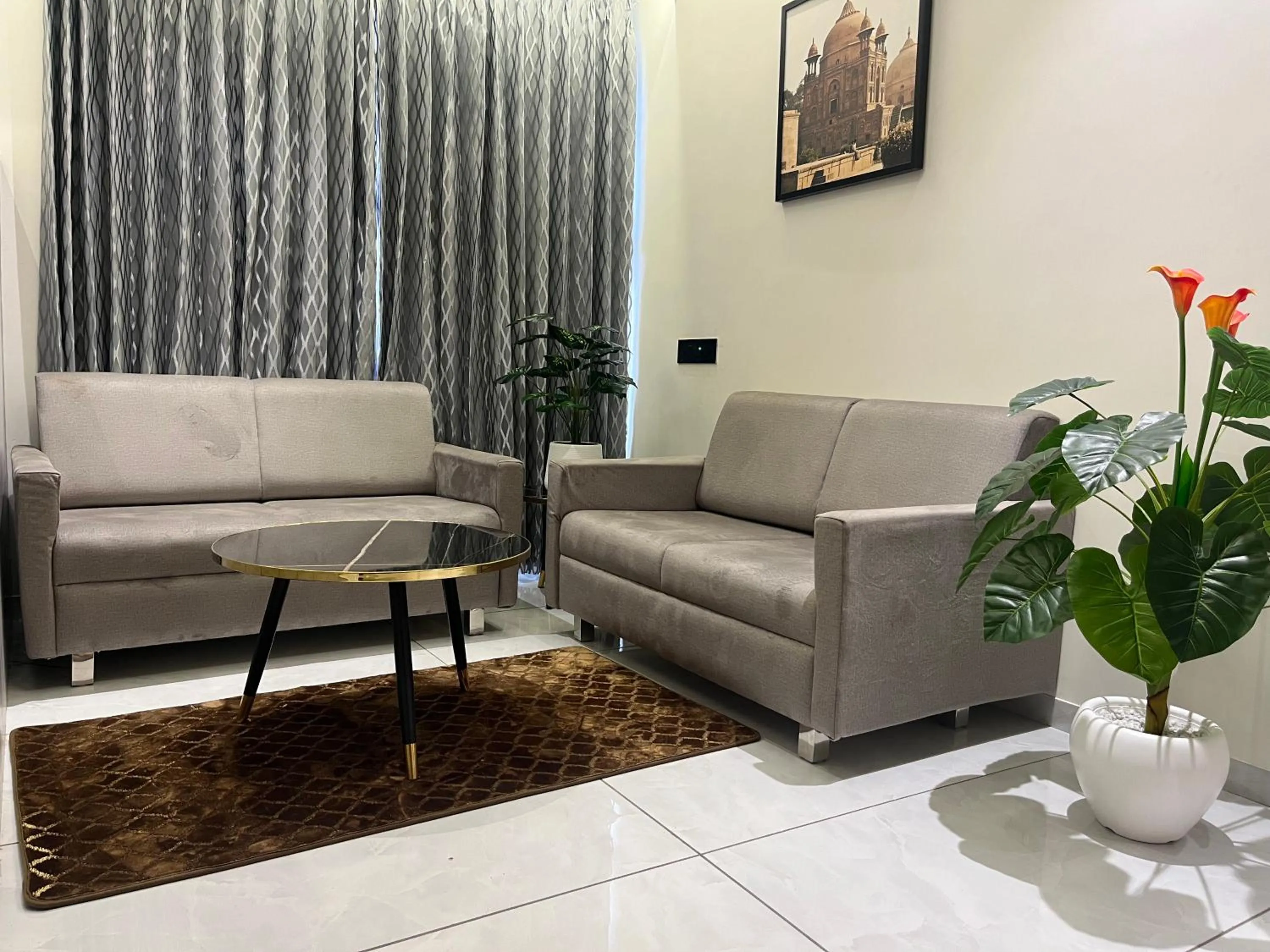 Seating area in Hotel Royal Empire