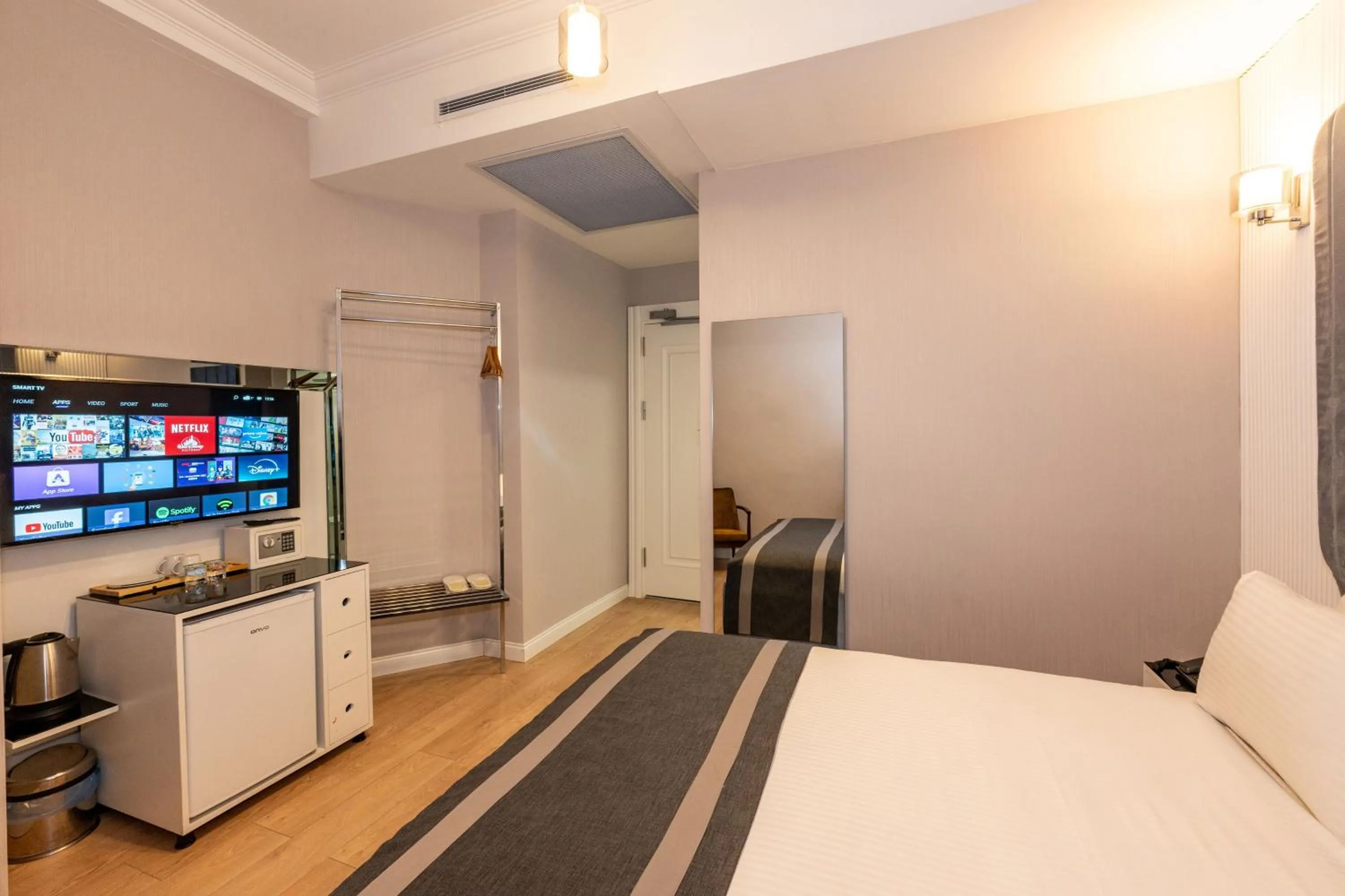 Photo of the whole room, Bed in The Now Hotel