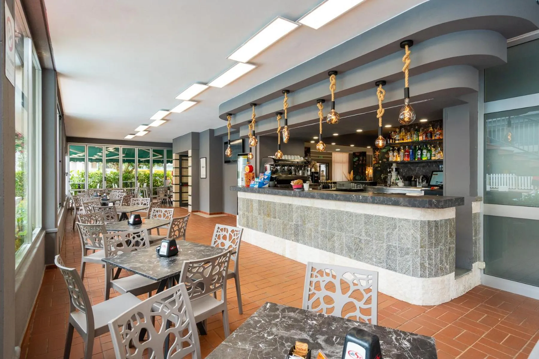 Restaurant/places to eat in Hotel Club La Villa