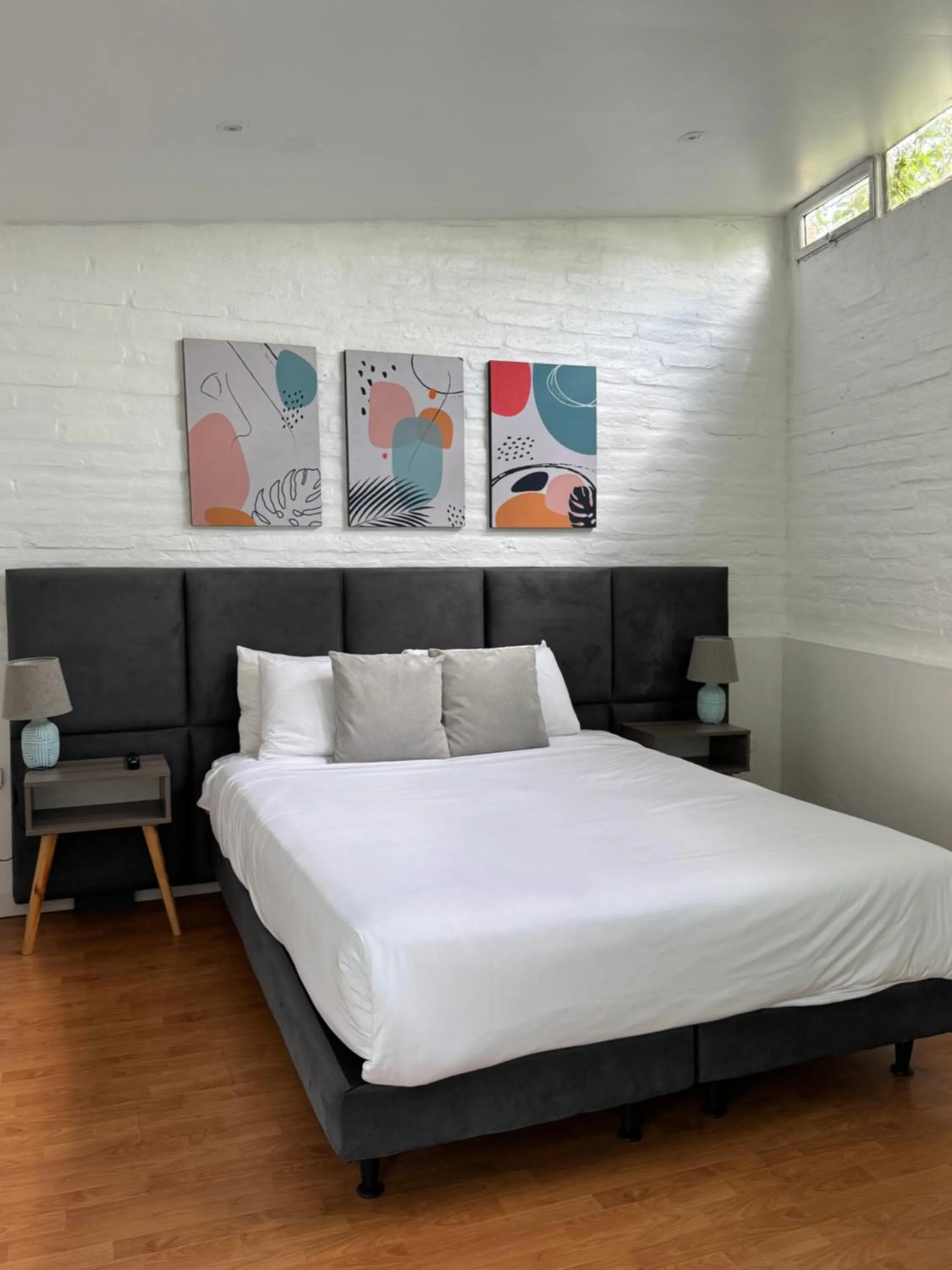 Bed in Springhills Quito Airport