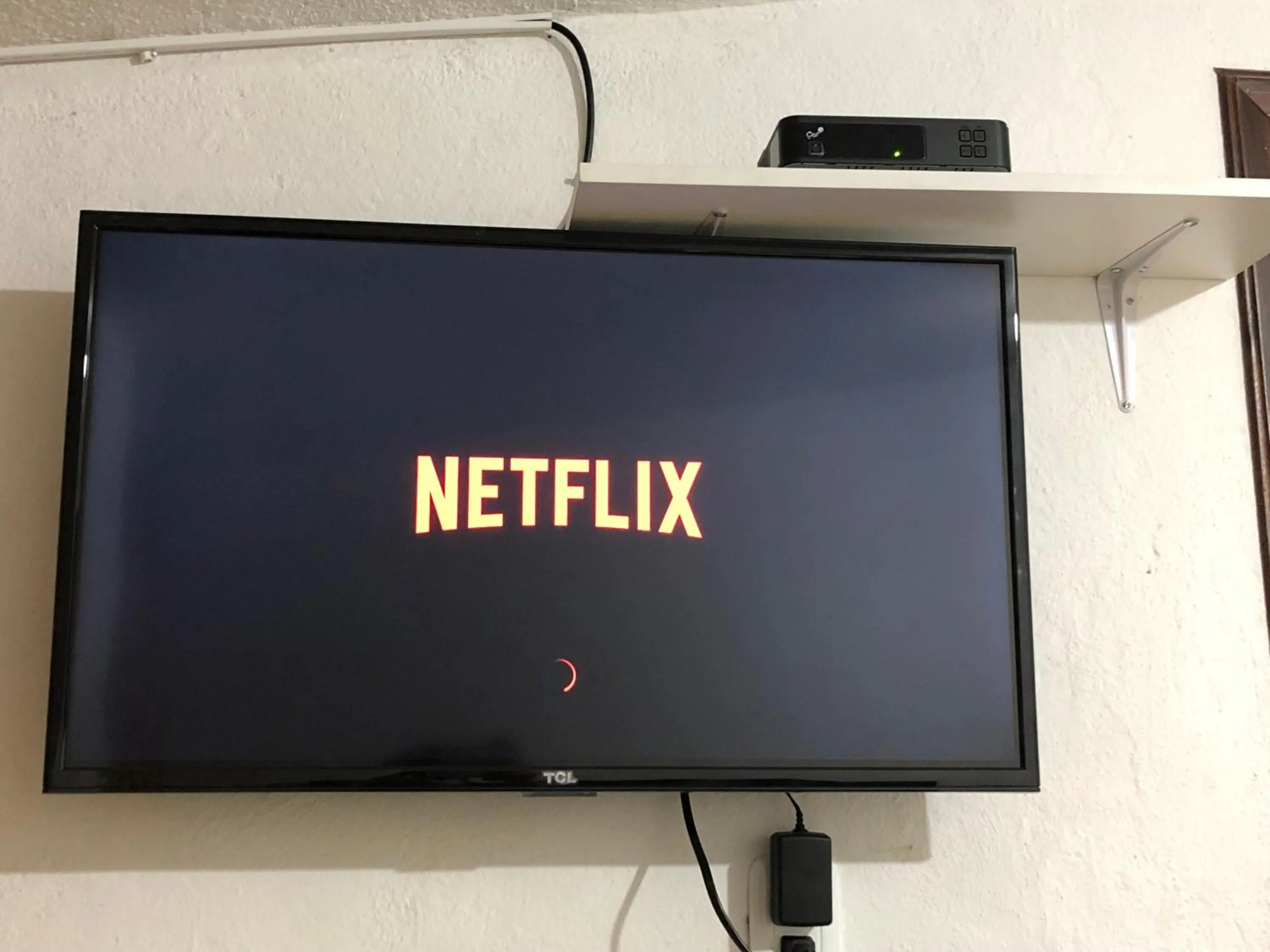 TV and multimedia in Springhills Quito Airport