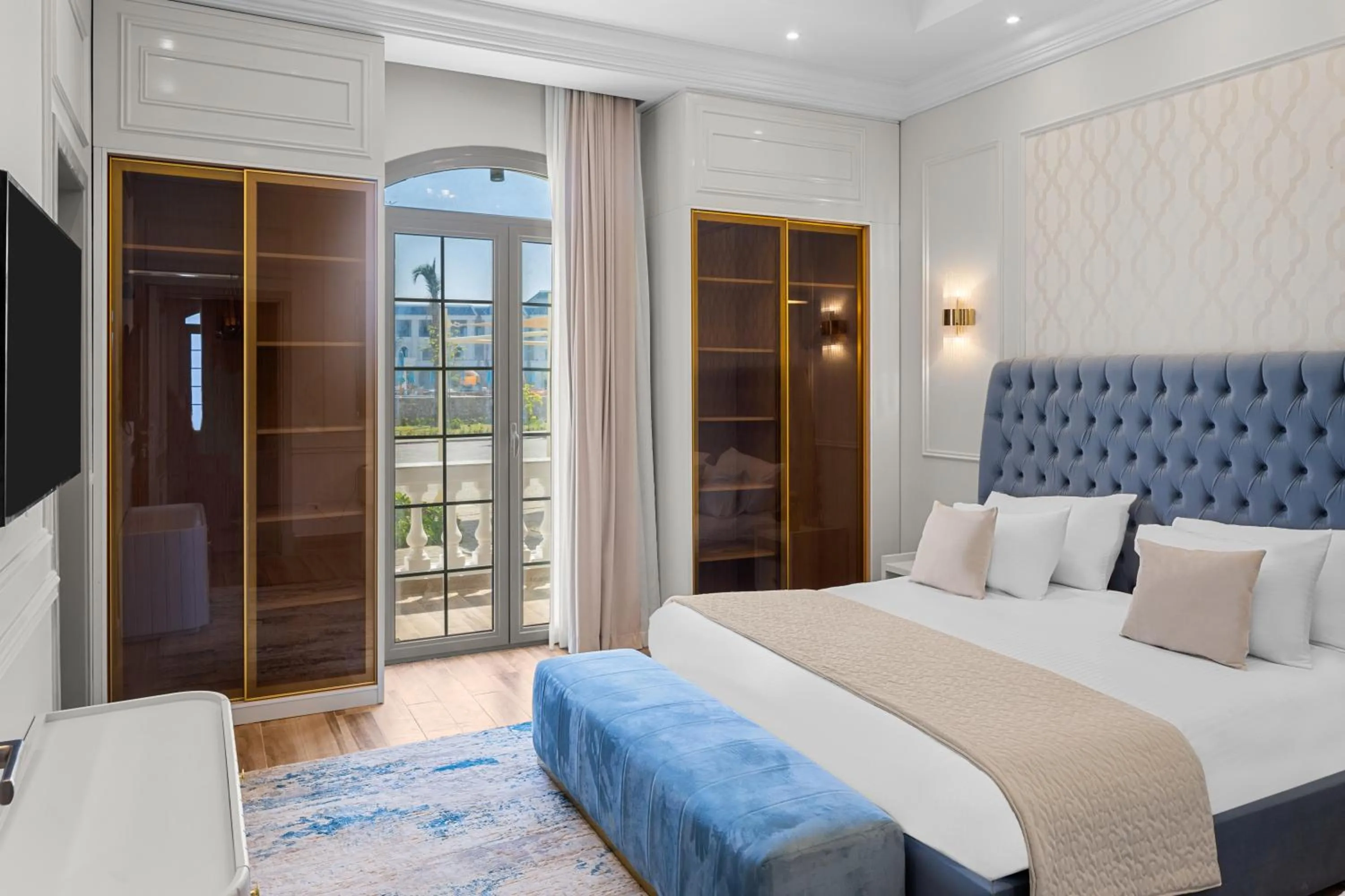 Bedroom, Bed in Gewan Palace New Alamein