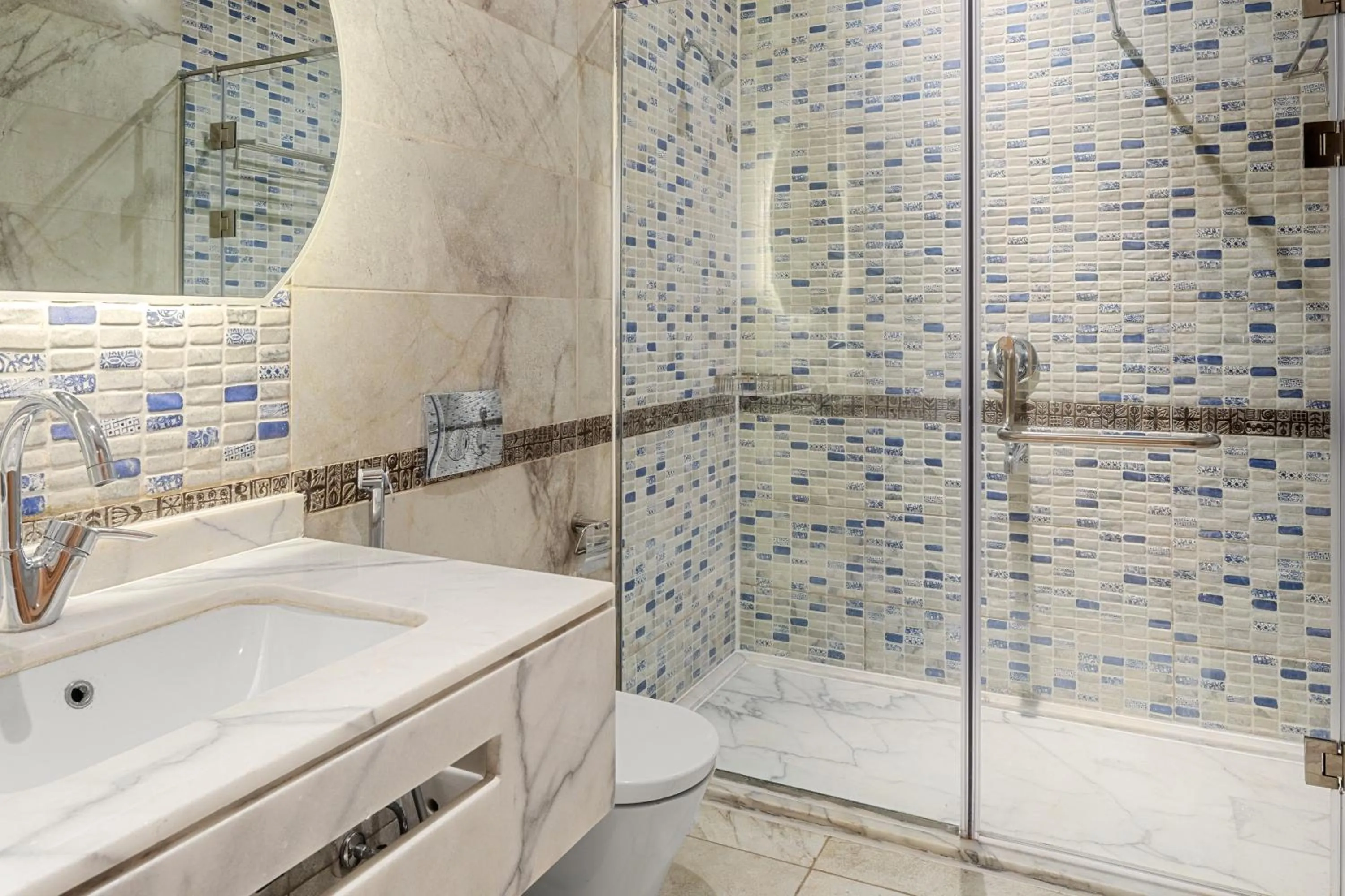 Toilet in Gewan Palace New Alamein