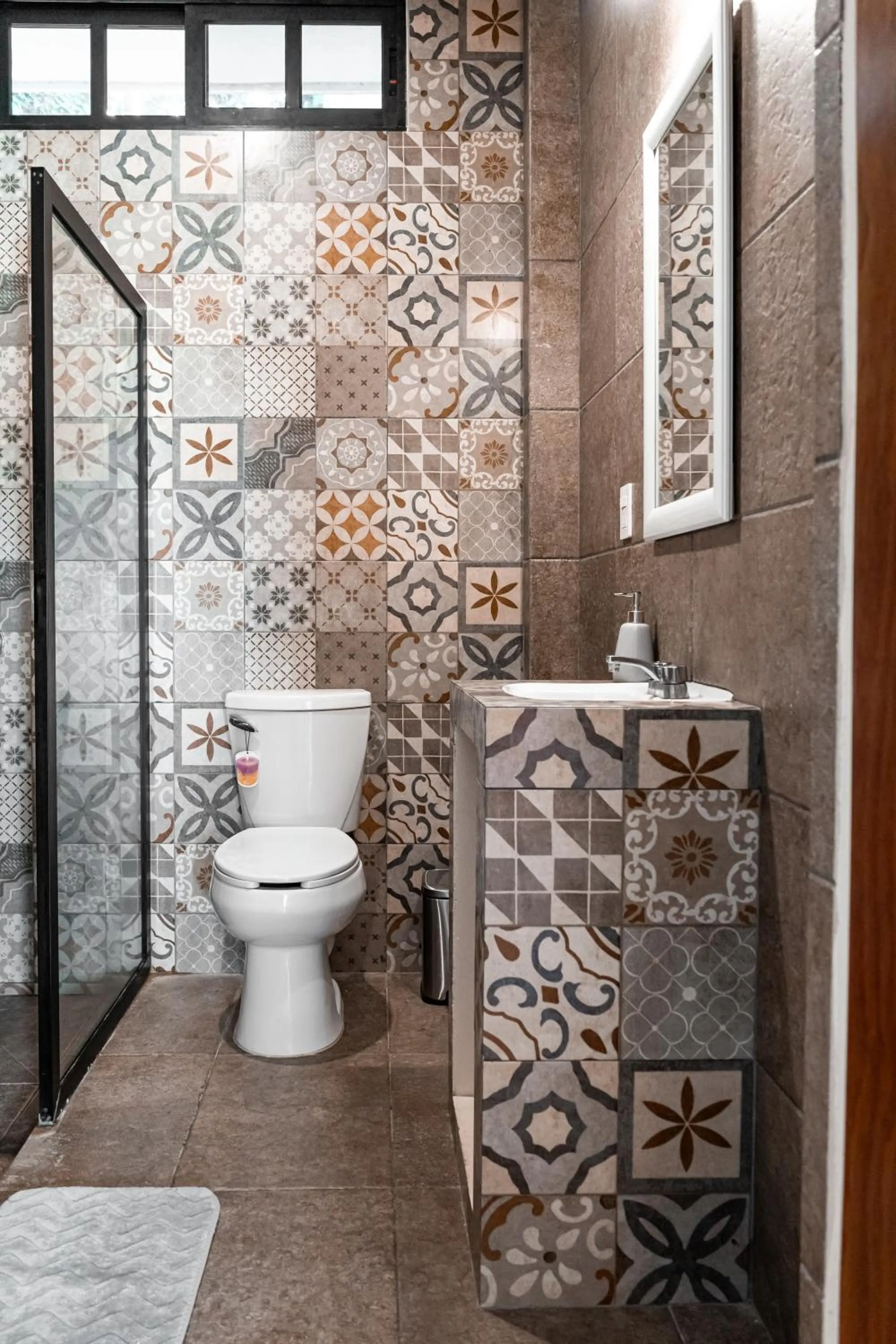 Bathroom in Hotel Tunich Naj & Hostal