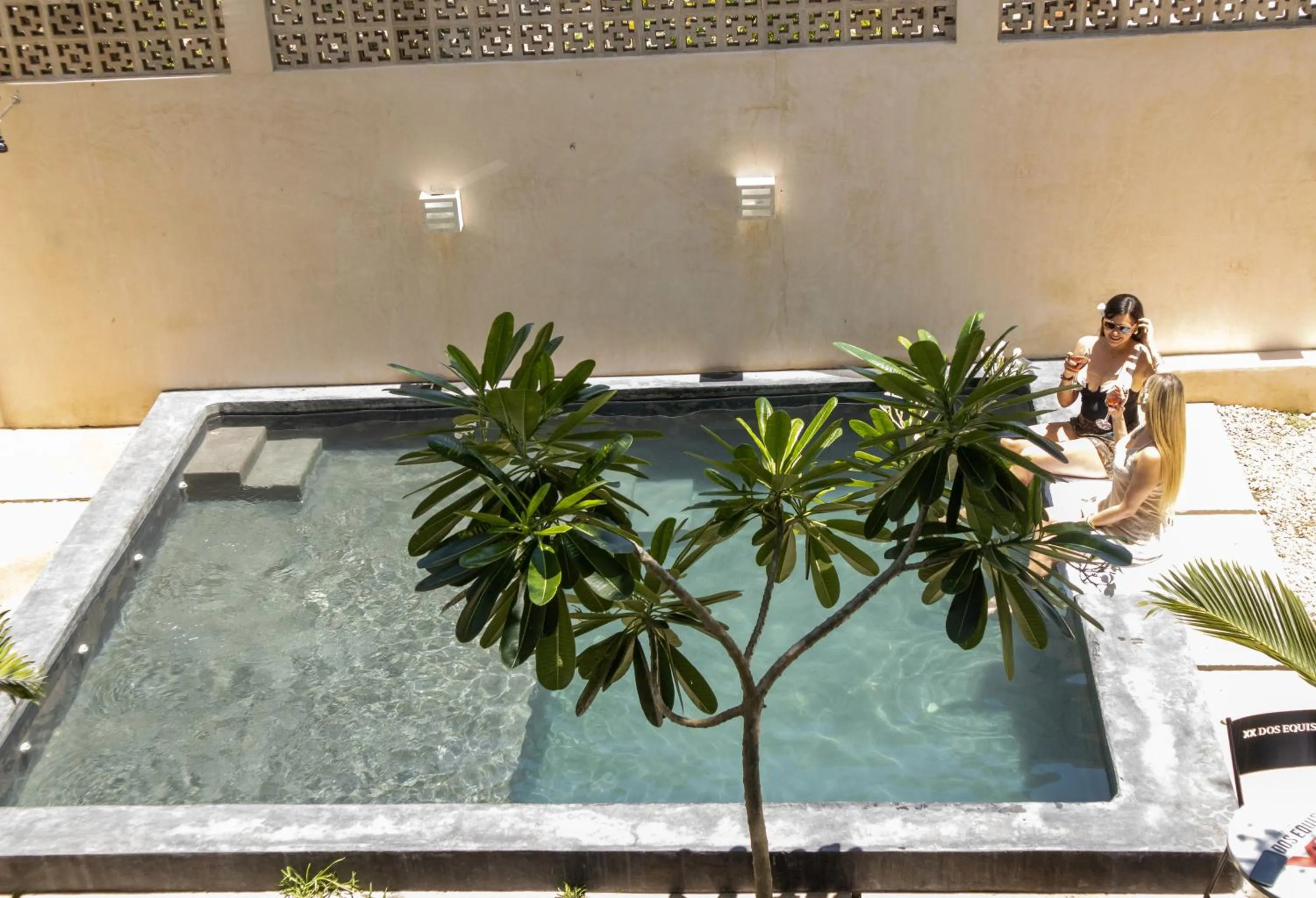 Swimming pool in Hotel Tunich Naj & Hostal