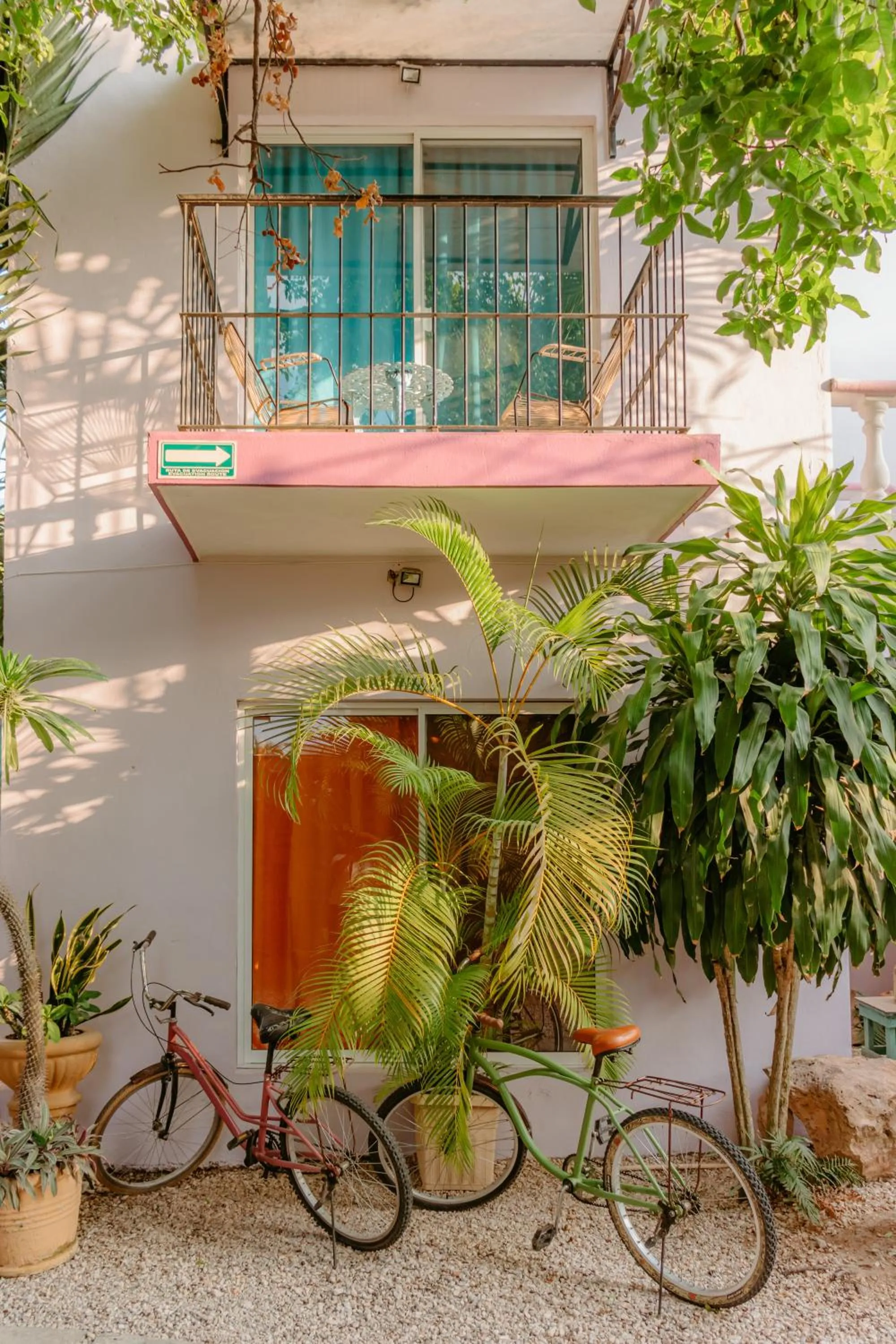 Property building in Hotel Tunich Naj & Hostal