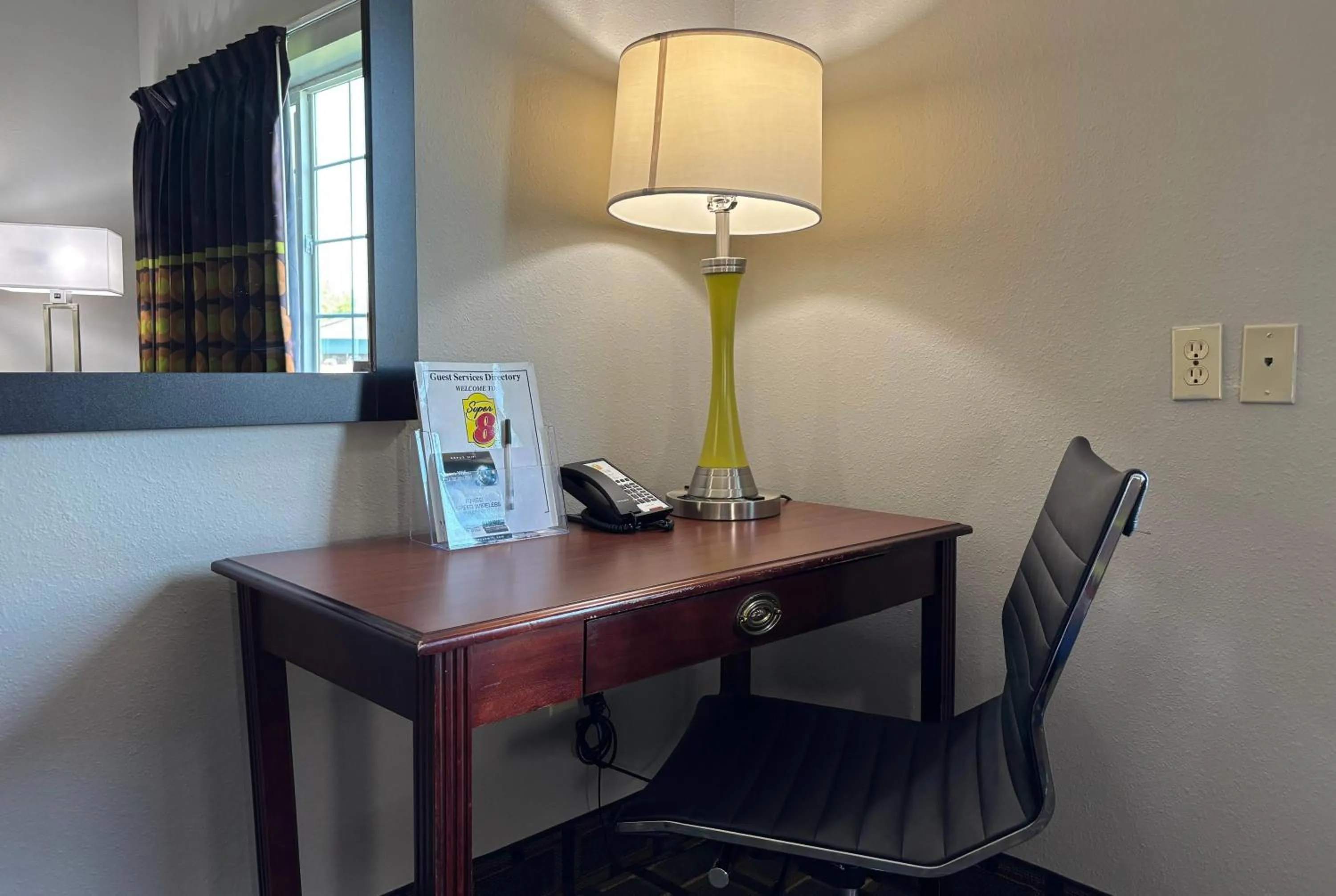 Photo of the whole room in Super 8 by Wyndham Mt. Carmel IL