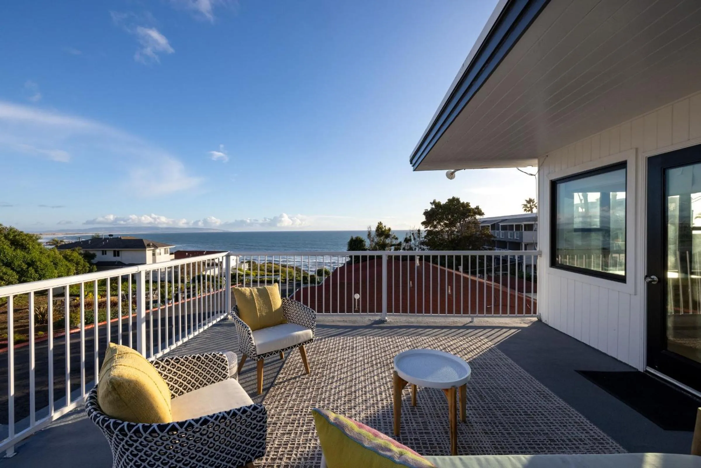 Patio in Tides Oceanview Inn and Cottages