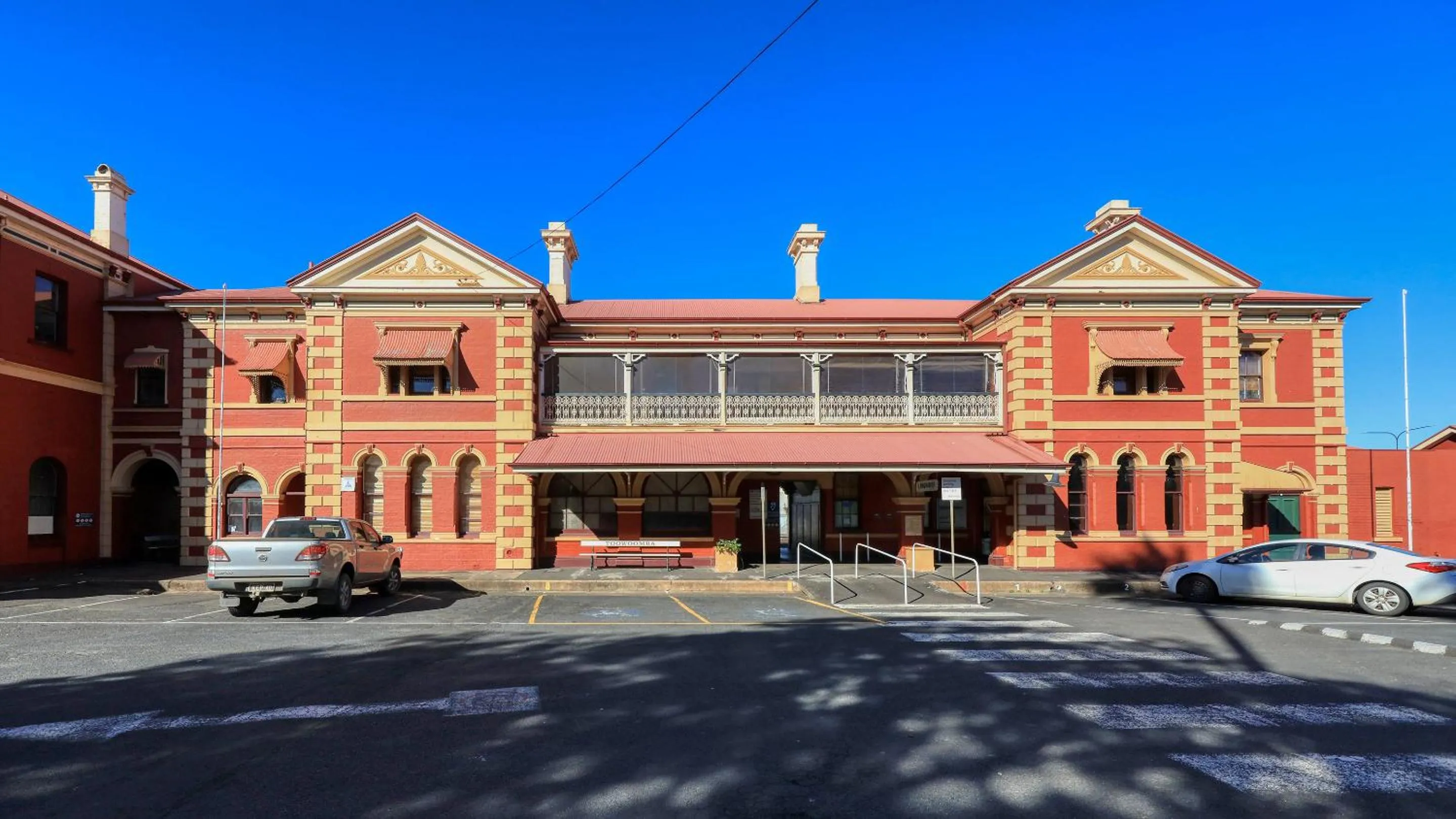 Nearby landmark in Apollo Lodge