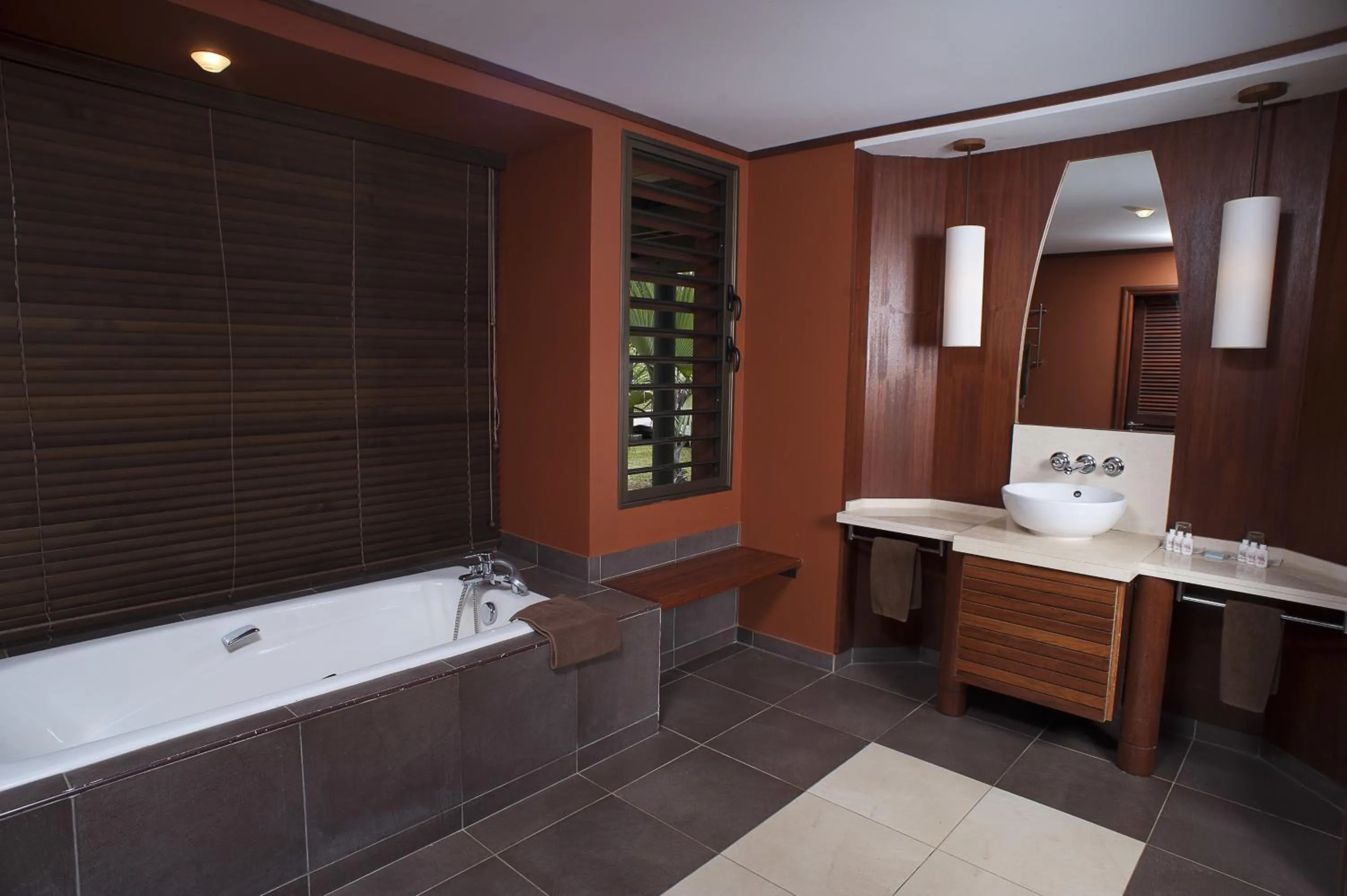 Bathroom in Hotel Tieti