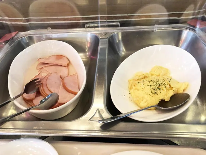 Food and drinks in Beach Resort Morimar