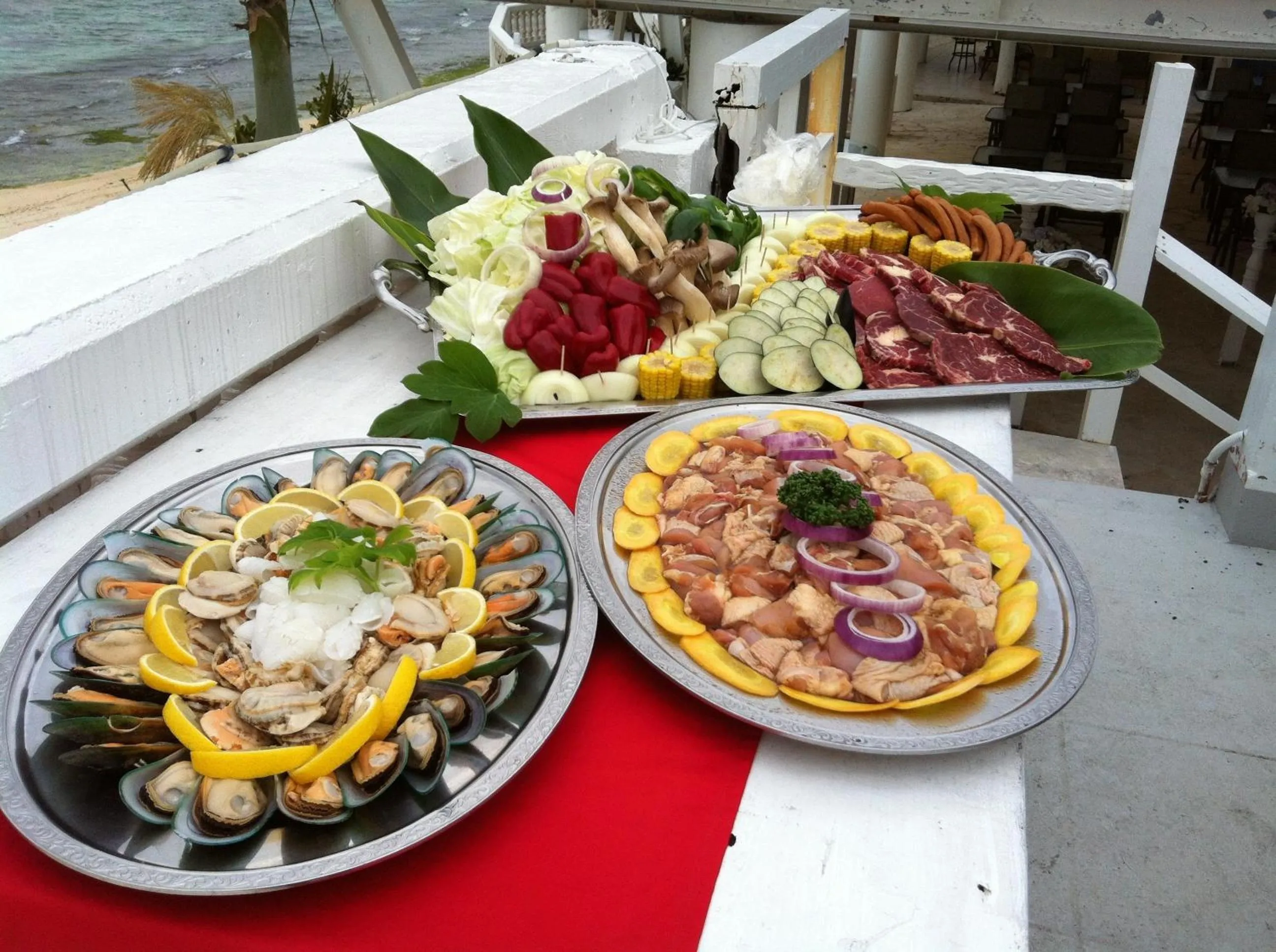 Food in Beach Resort Morimar