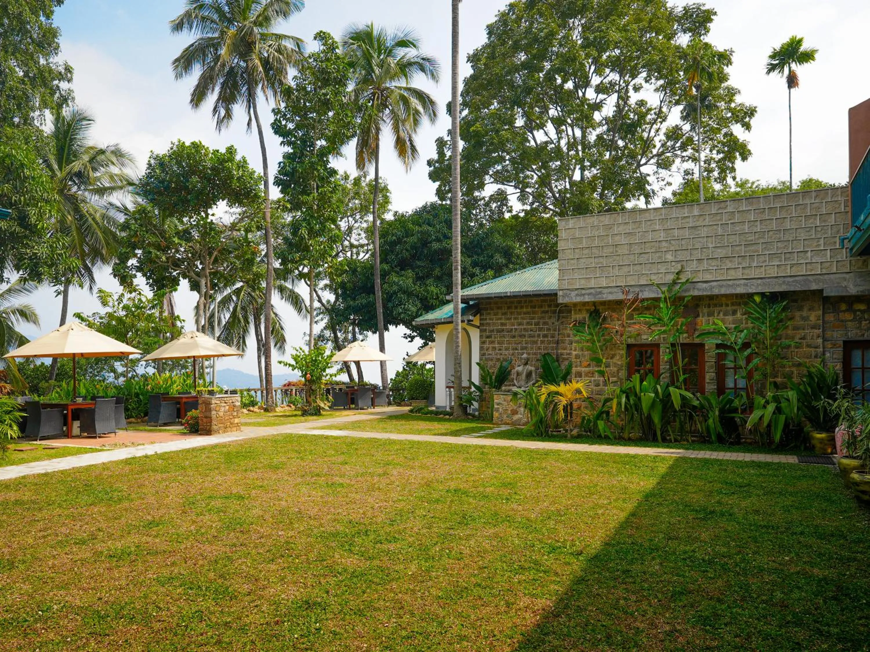 Property building in Ella Planters Bungalow